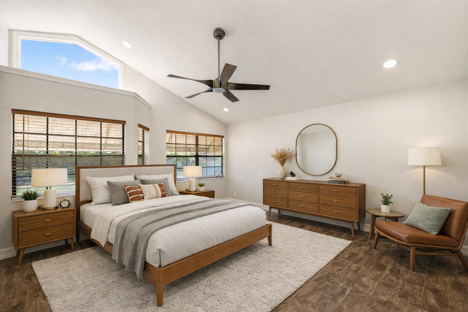 TOWN PLACE CLUB VILLAS - Residential