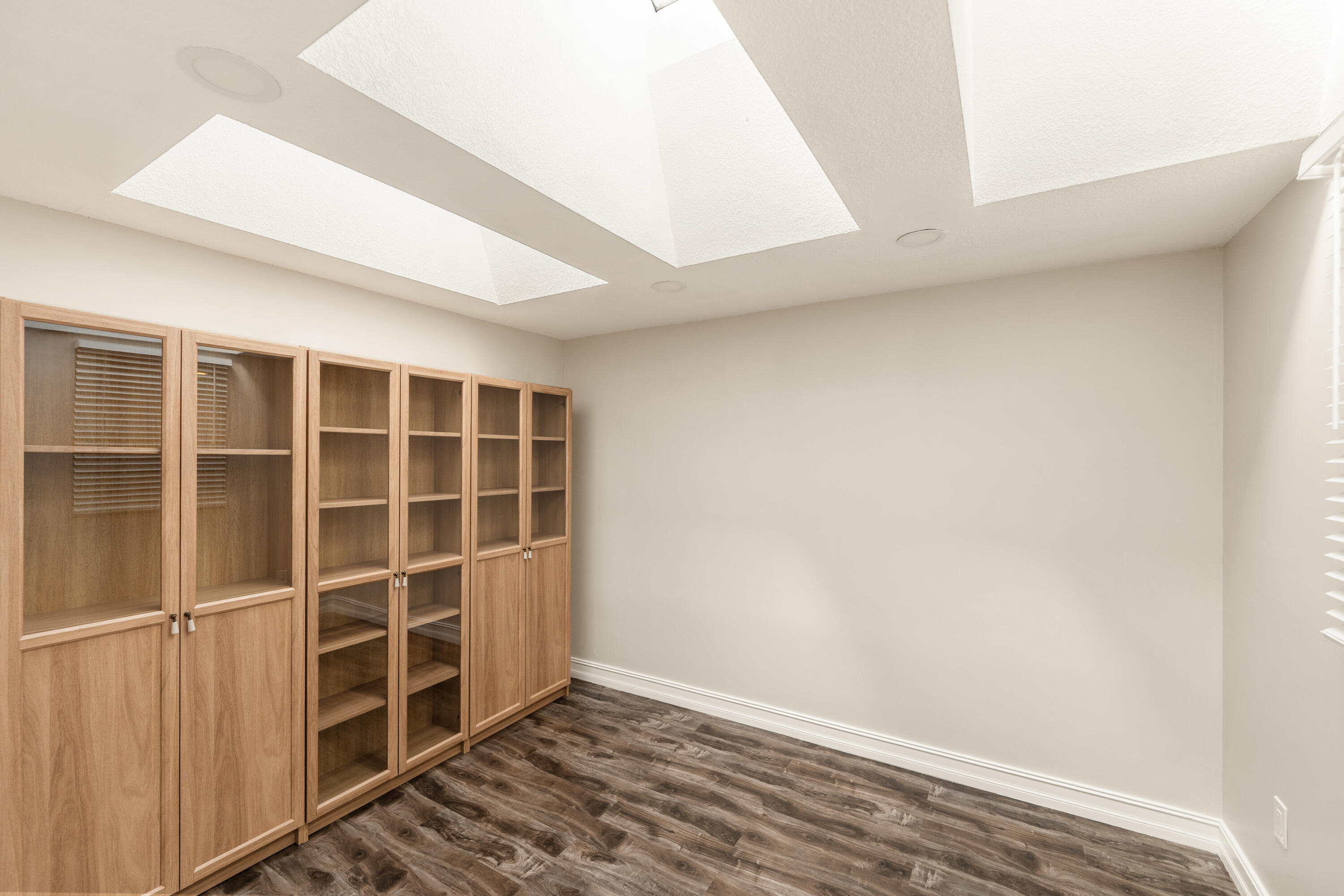 TOWN PLACE CLUB VILLAS - Residential