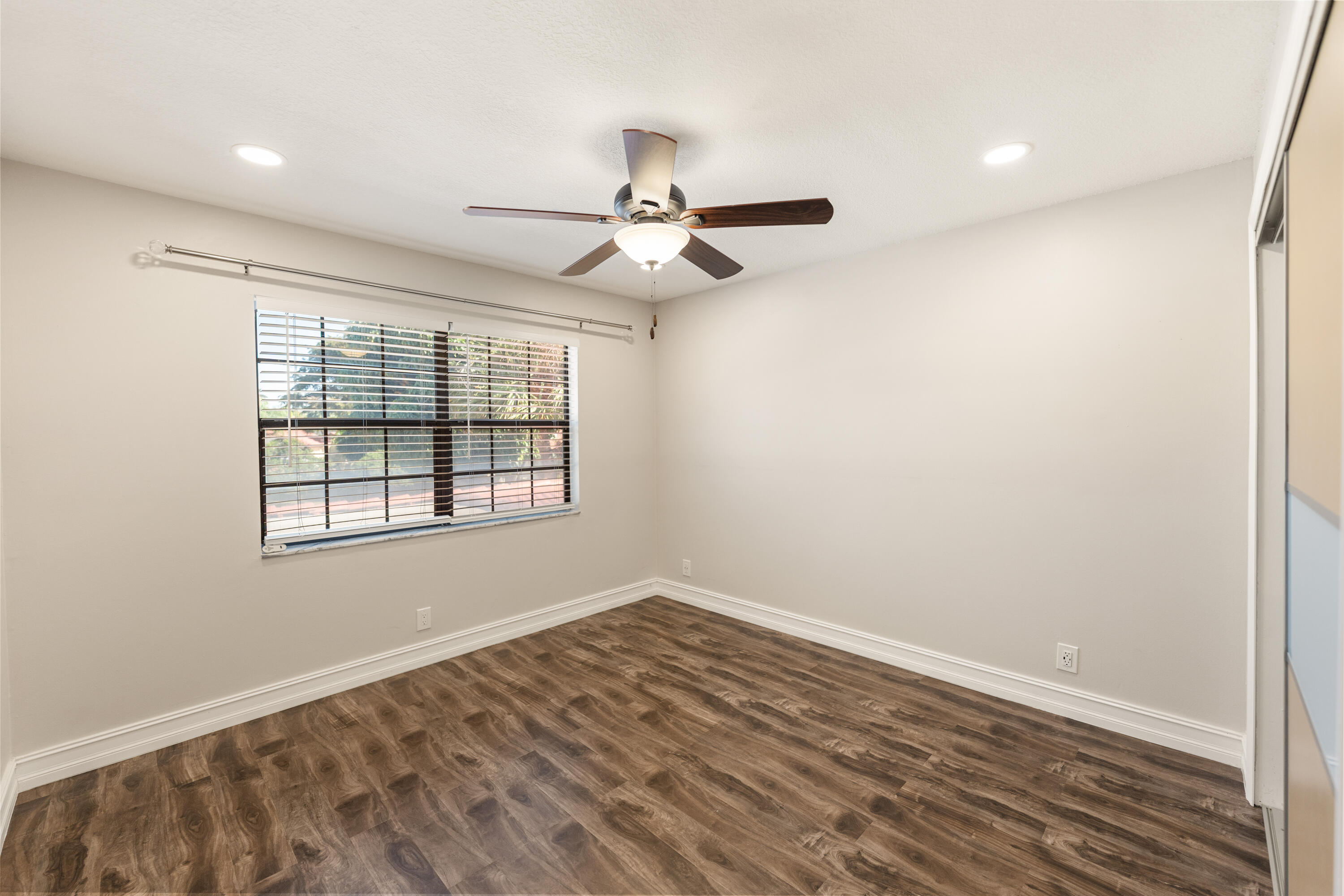 TOWN PLACE CLUB VILLAS - Residential