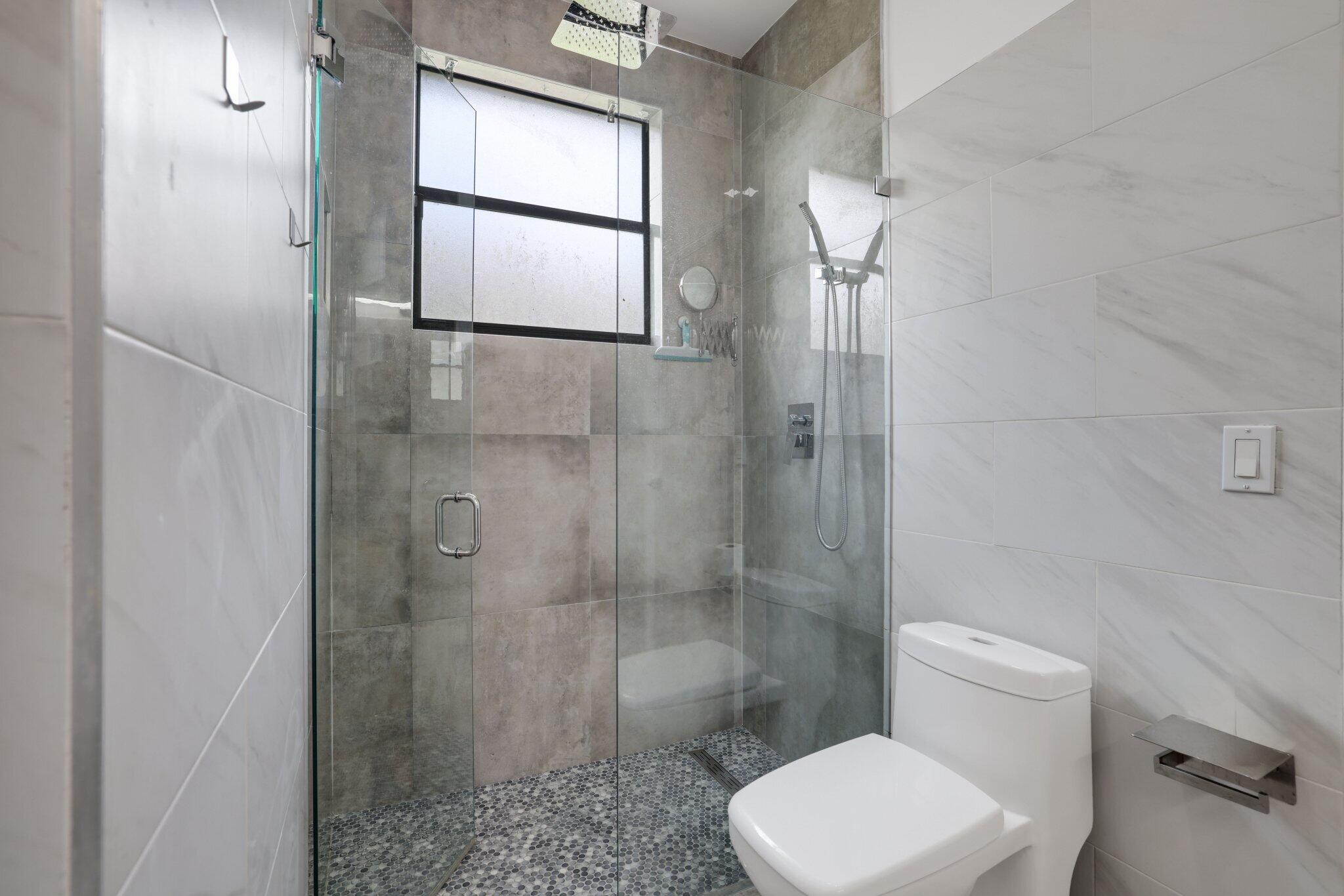 SUNSET LAKES PLAT TWO - Residential