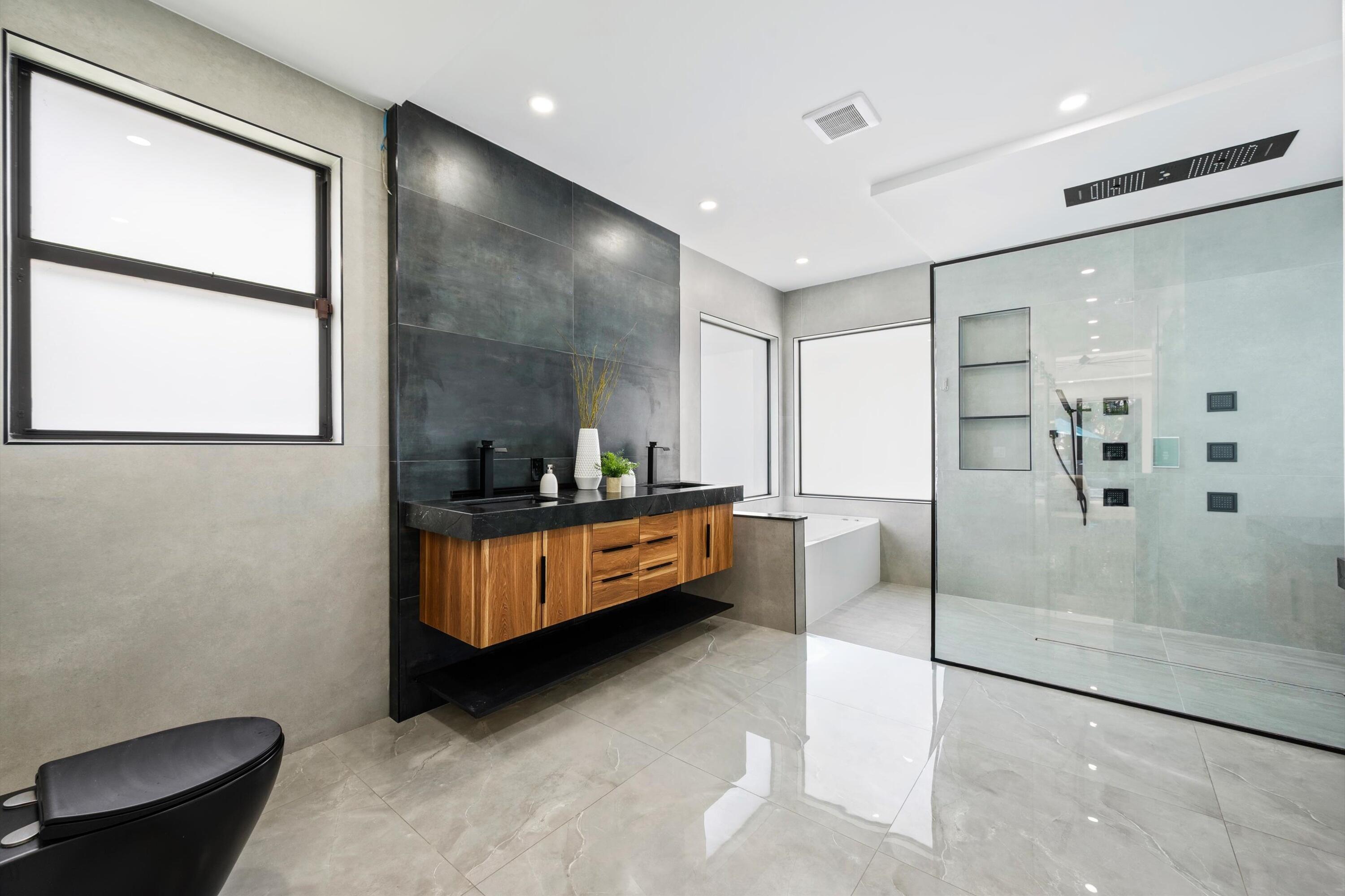 SUNSET LAKES PLAT TWO - Residential
