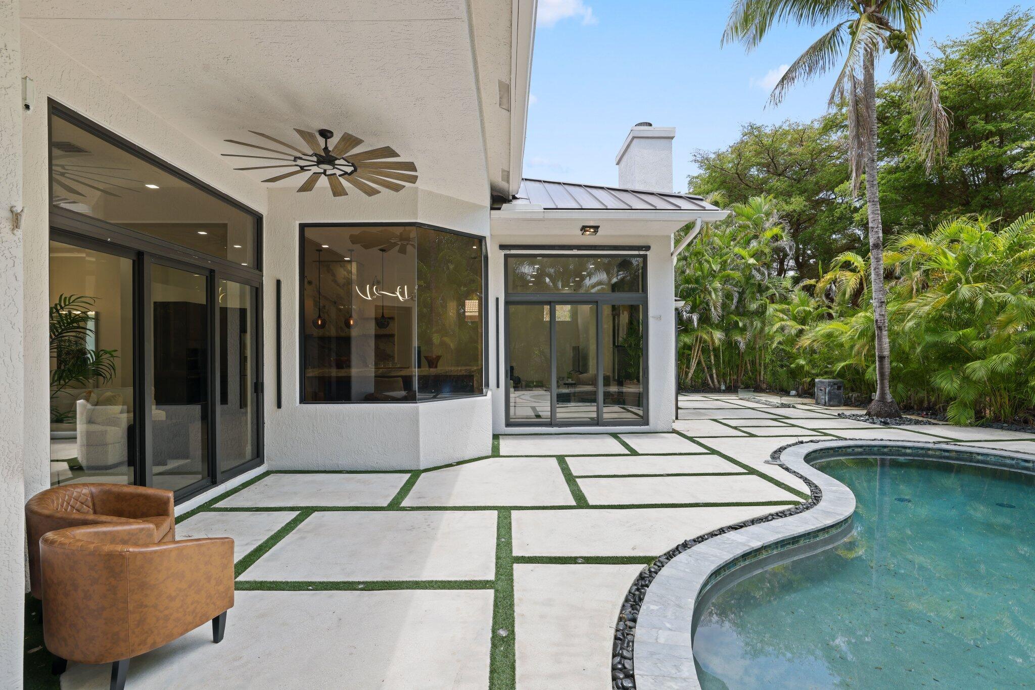 SUNSET LAKES PLAT TWO - Residential