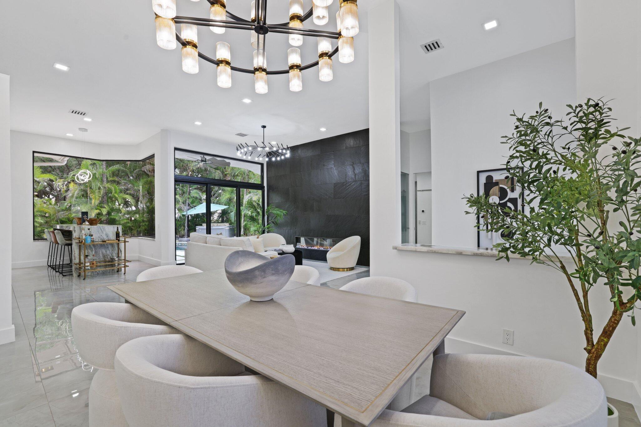 SUNSET LAKES PLAT TWO - Residential