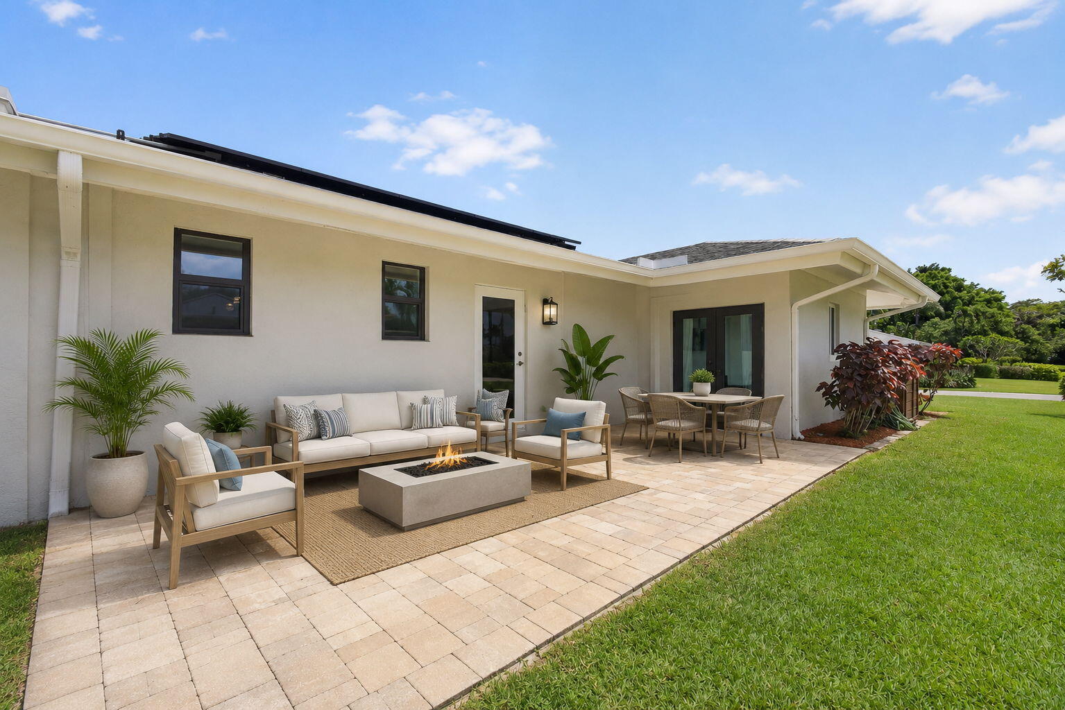 EASTPOINTE COUNTRY CLUB 8 - Residential