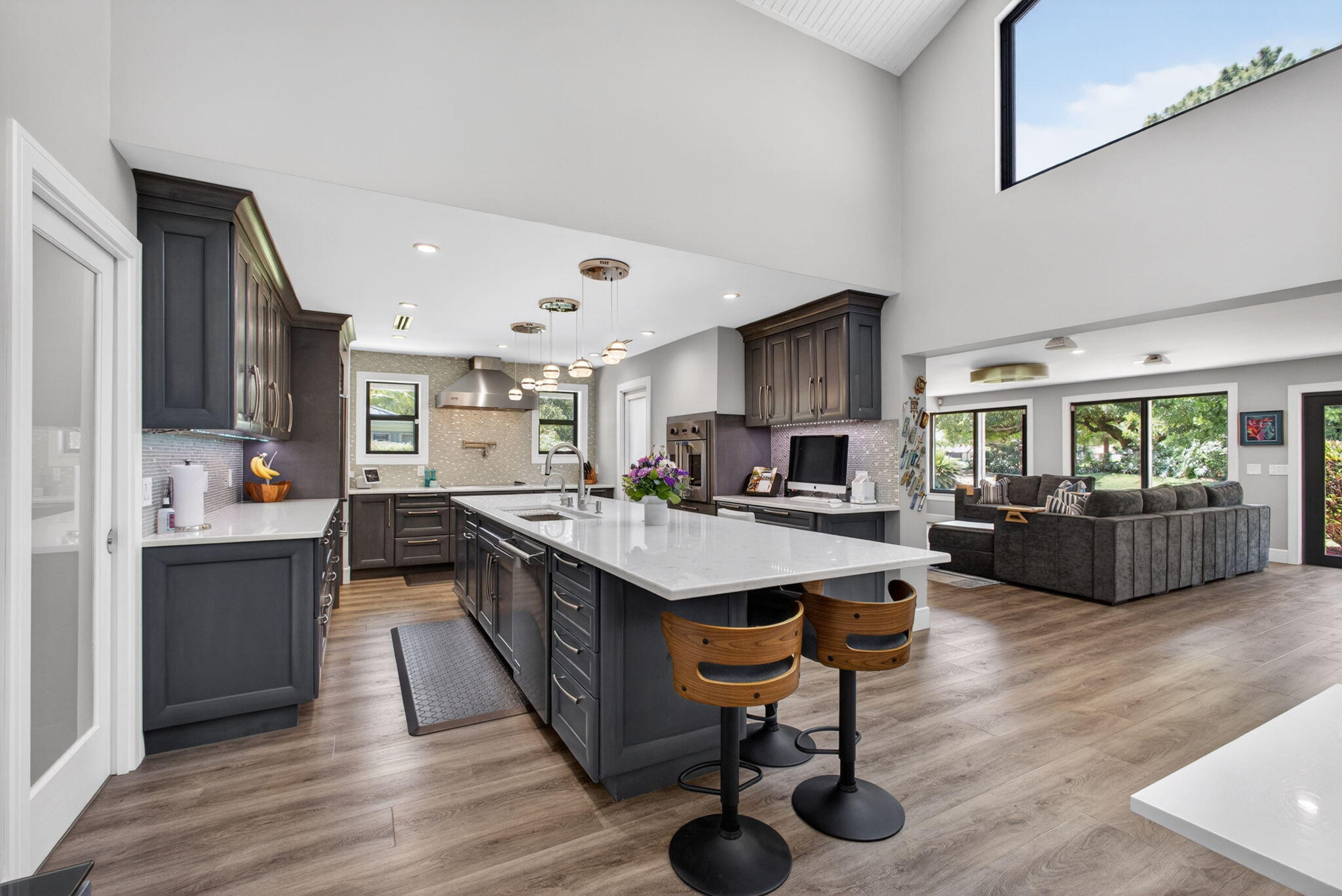 EASTPOINTE COUNTRY CLUB 8 - Residential