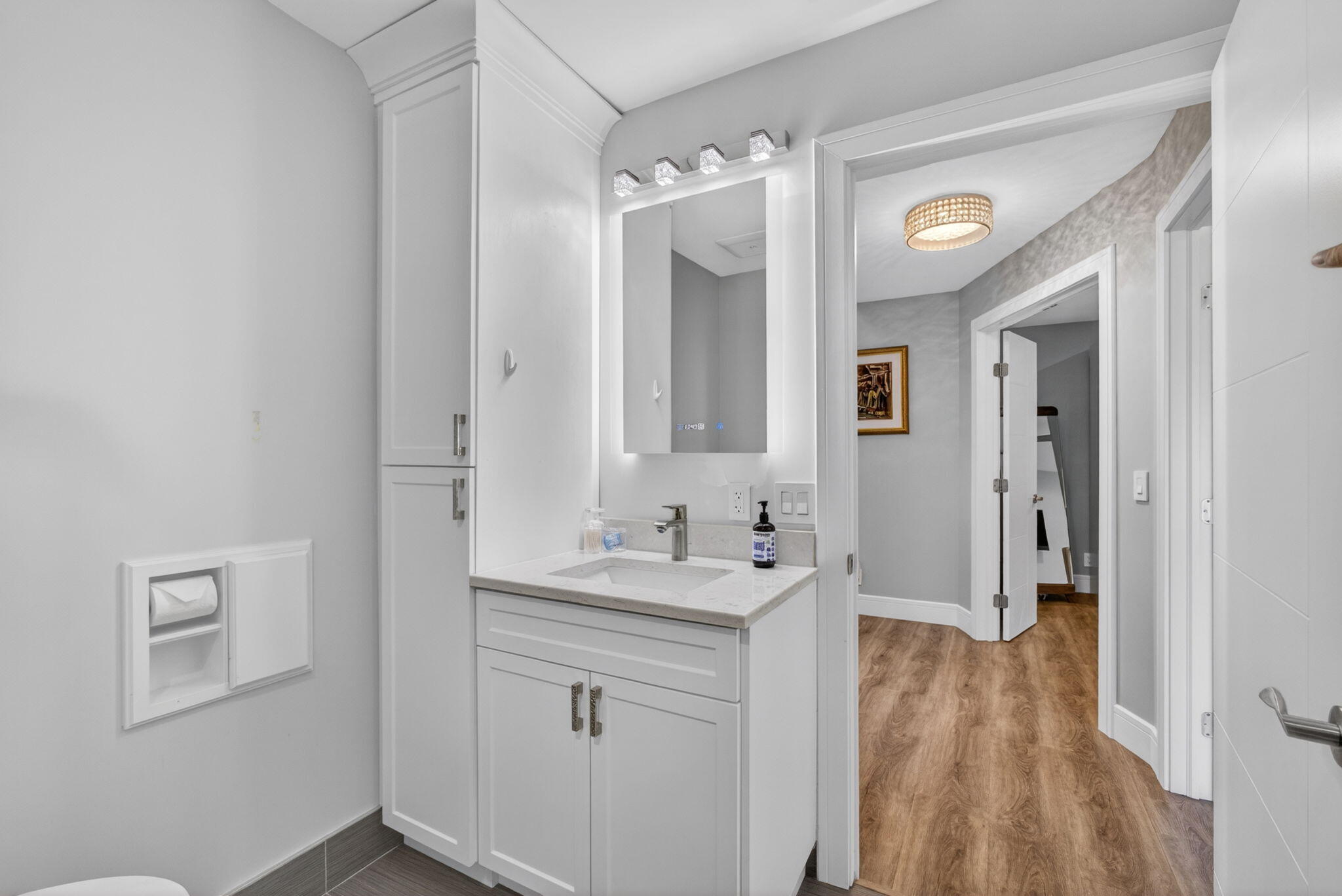 EASTPOINTE COUNTRY CLUB 8 - Residential