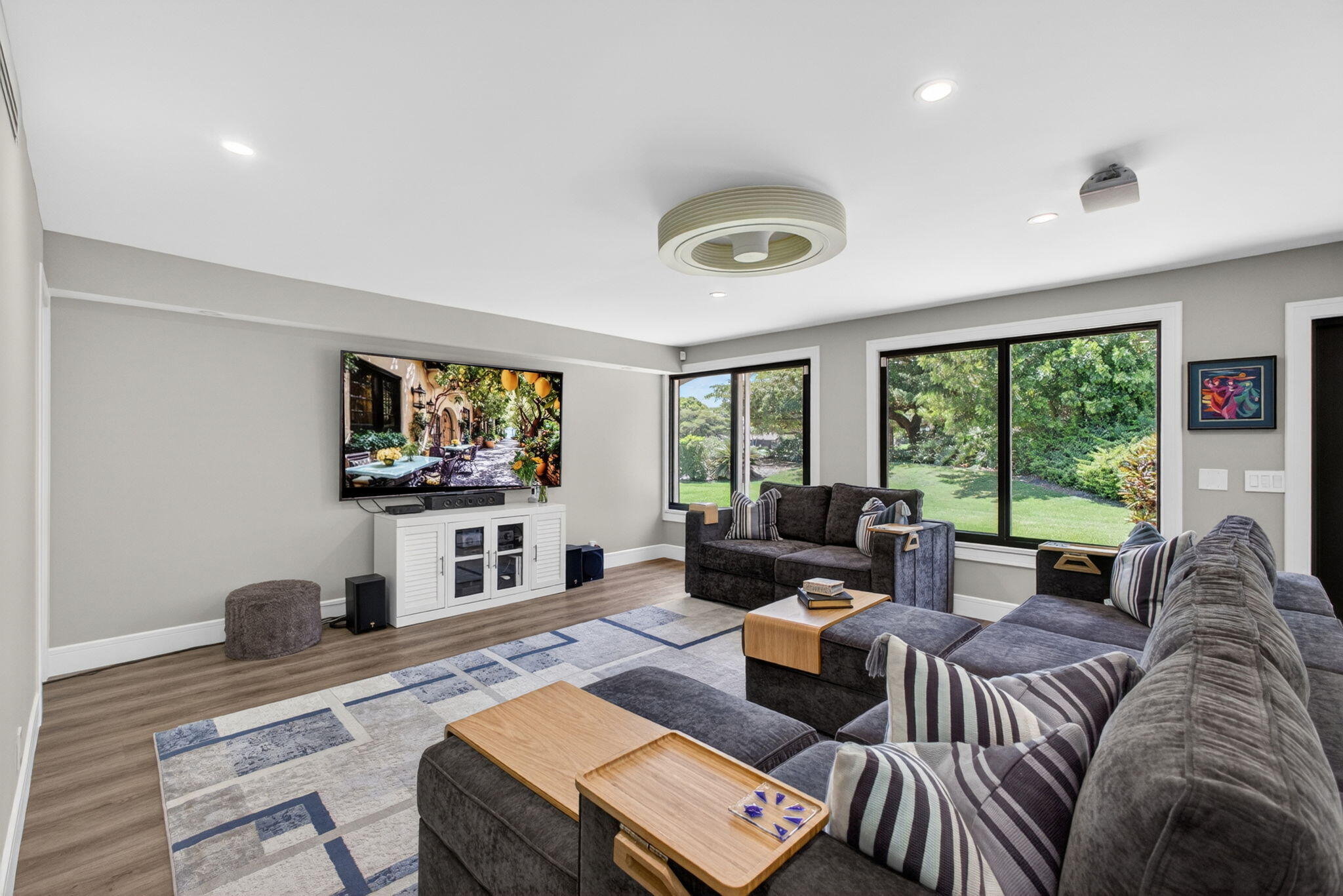 EASTPOINTE COUNTRY CLUB 8 - Residential