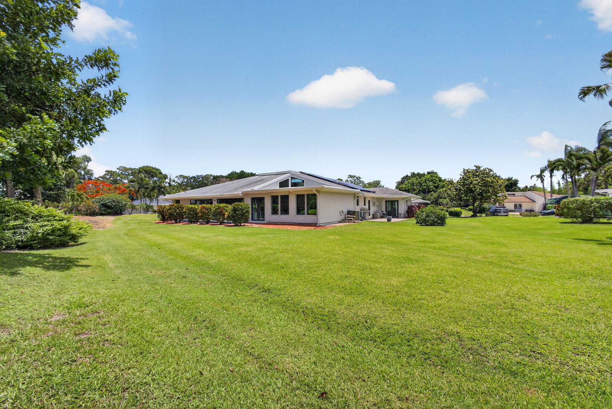 EASTPOINTE COUNTRY CLUB 8 - Residential