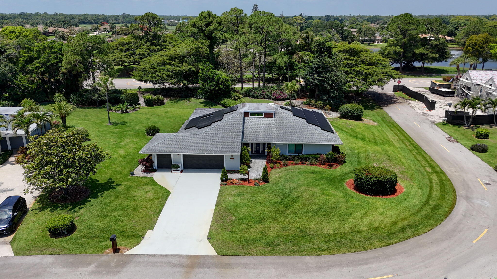 EASTPOINTE COUNTRY CLUB 8 - Residential