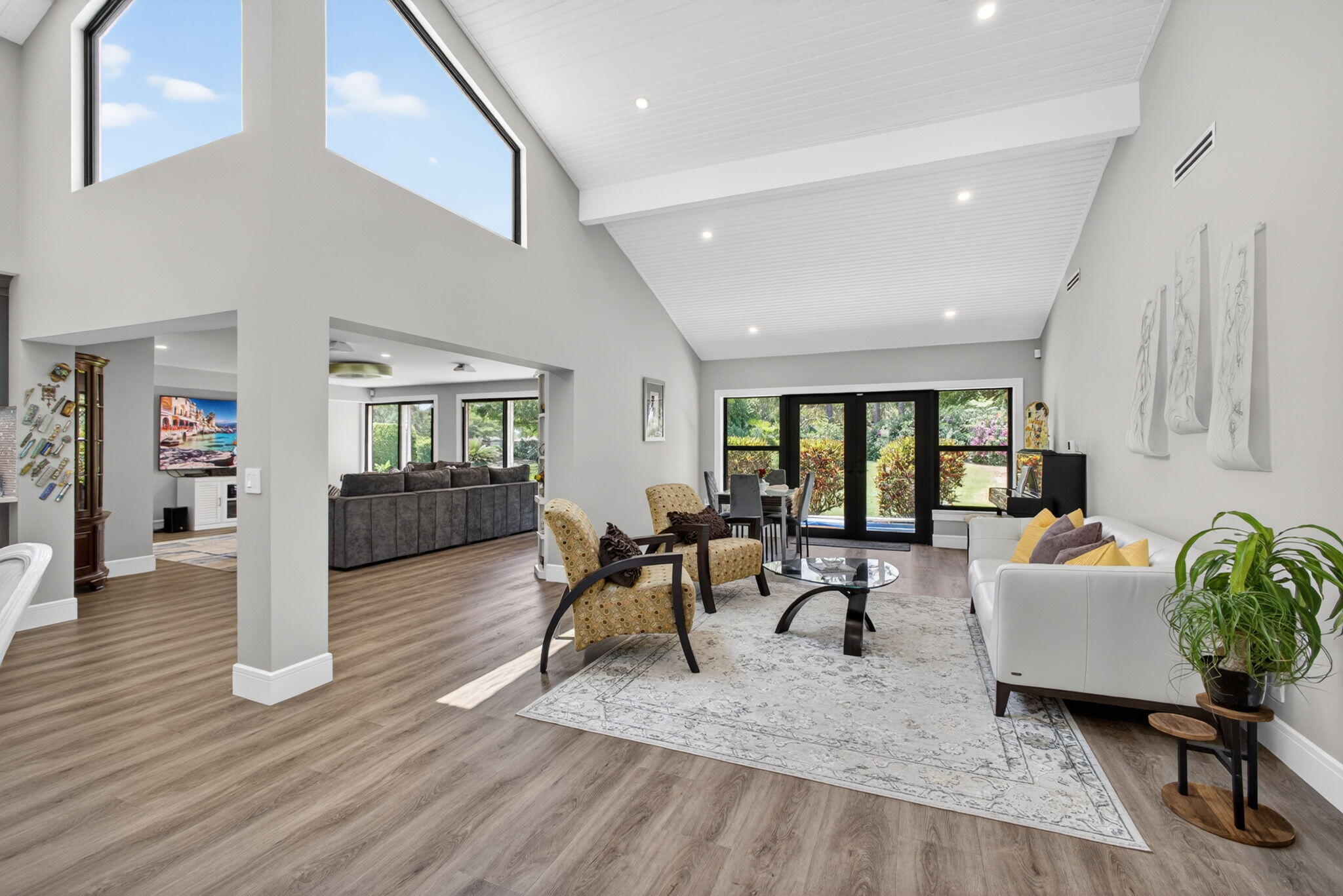EASTPOINTE COUNTRY CLUB 8 - Residential