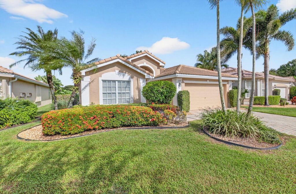 Photo of 11648 Pamplona Boulevard, Boynton Beach, FL 33437 (MLS # R11148949)