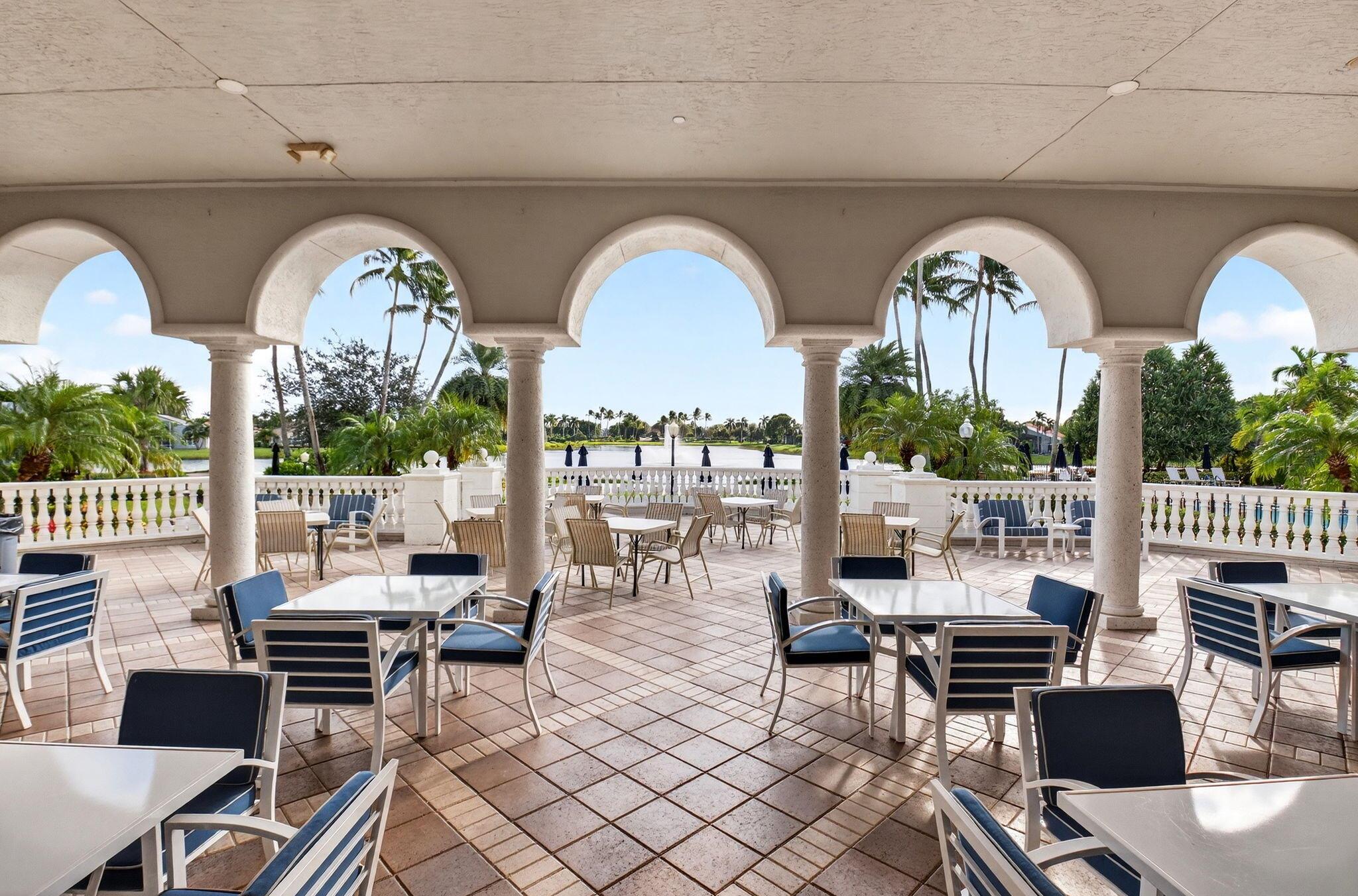 VALENCIA LAKES - Residential