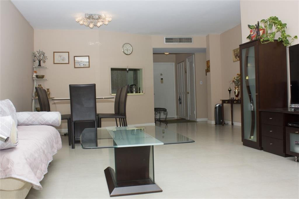 JADE WINDS - Residential