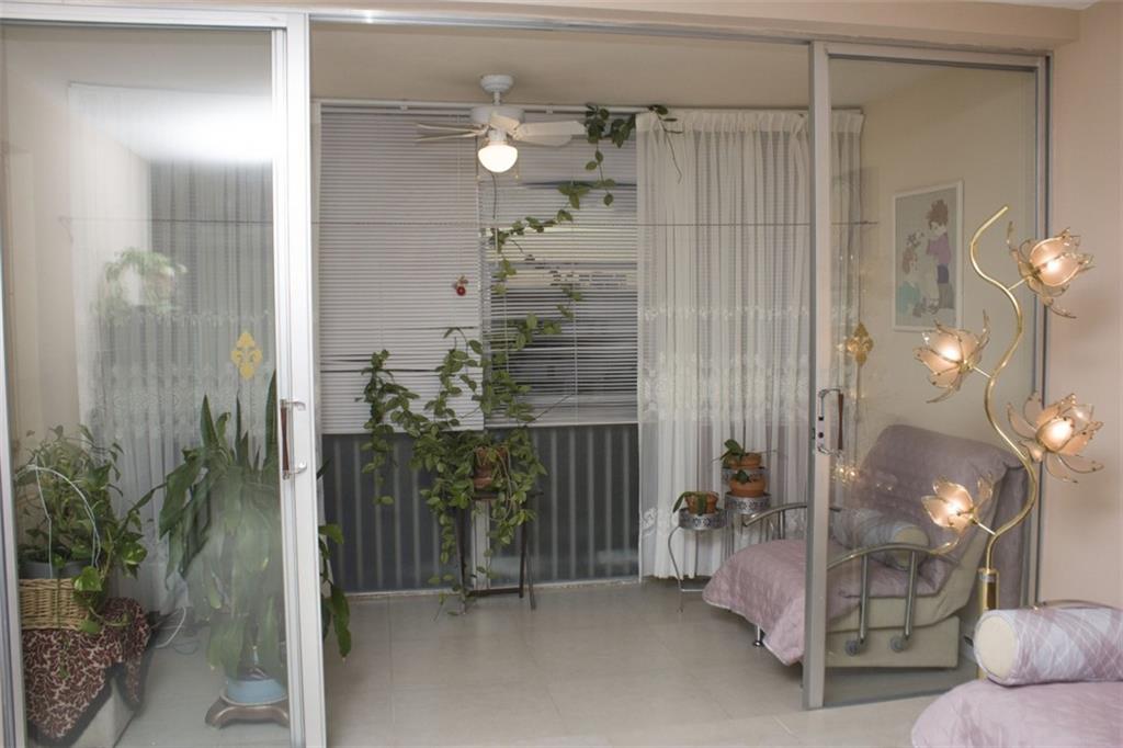 JADE WINDS - Residential