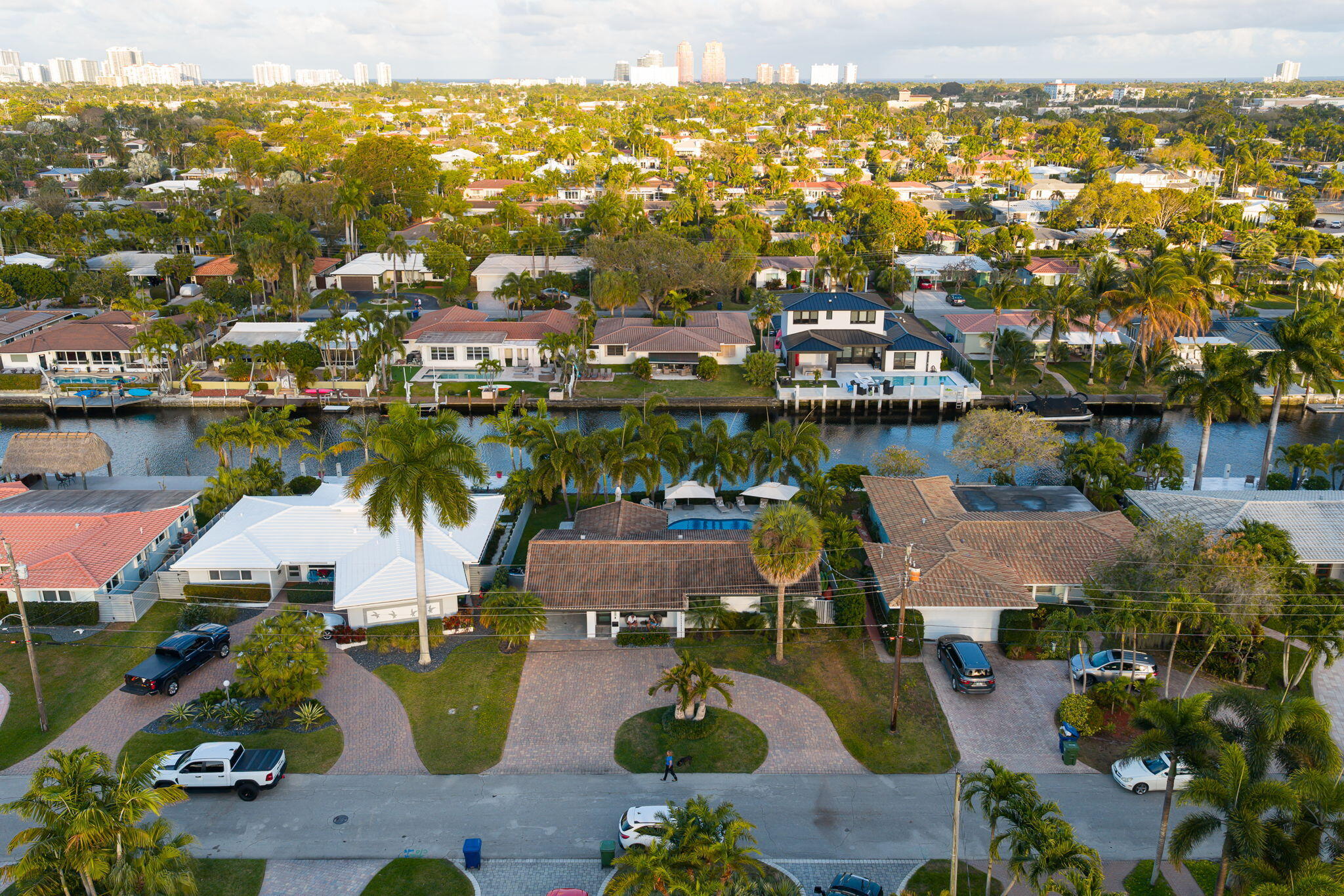 2200 NE 15th Terrace NE