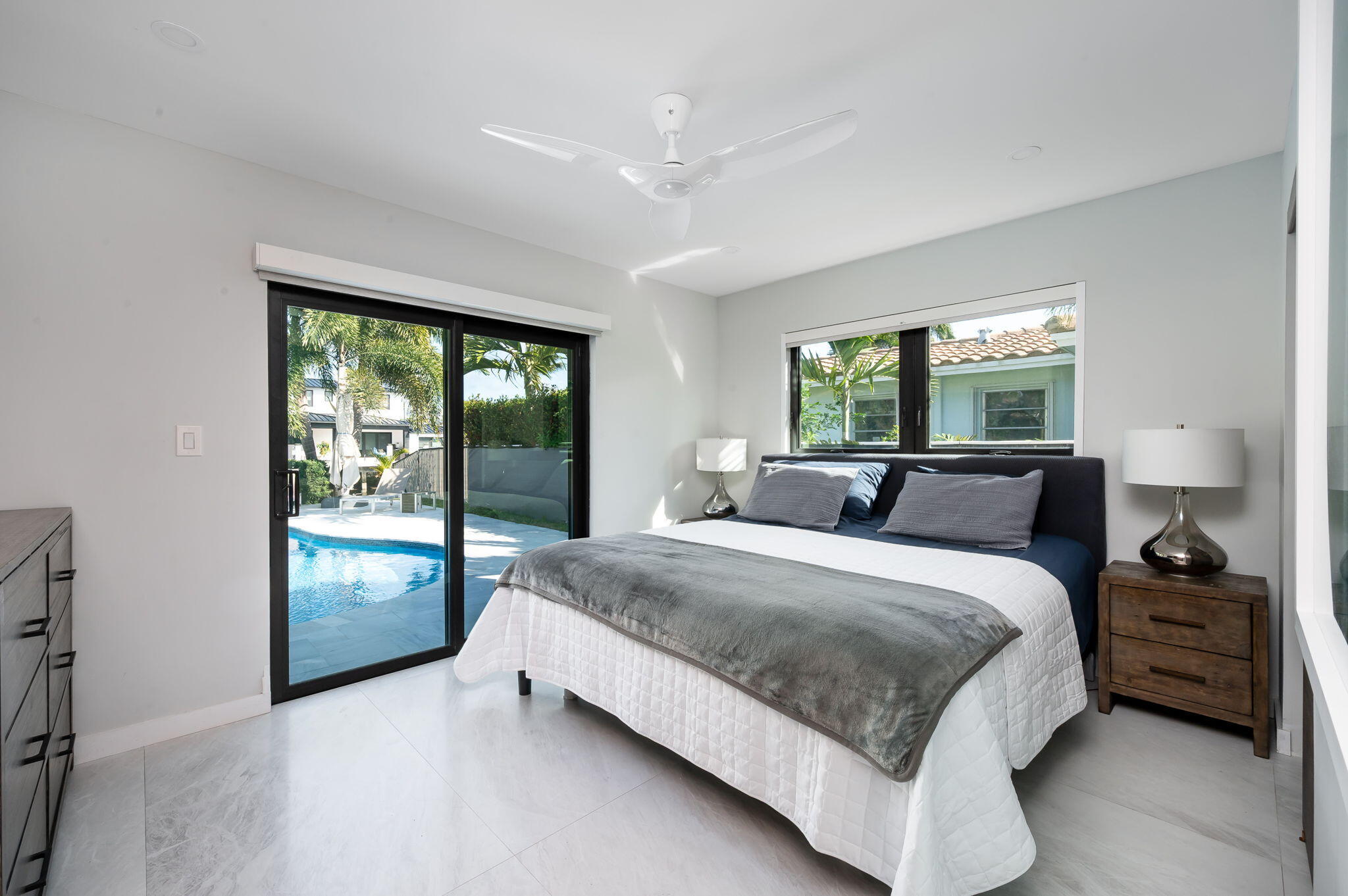 EDGEWATER ESTATES - Residential