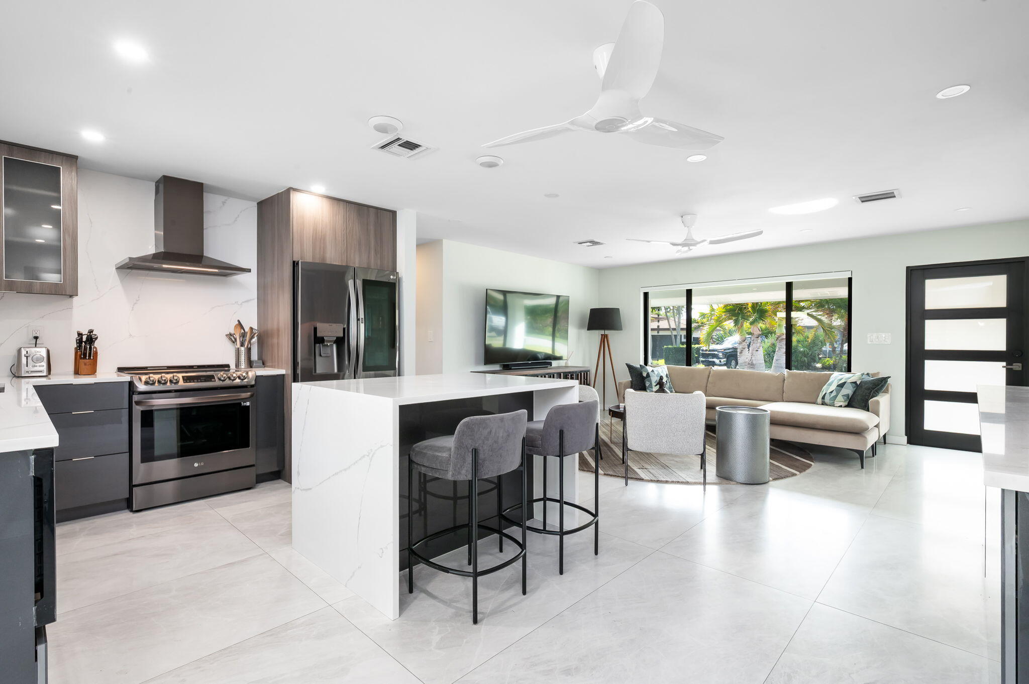 EDGEWATER ESTATES - Residential