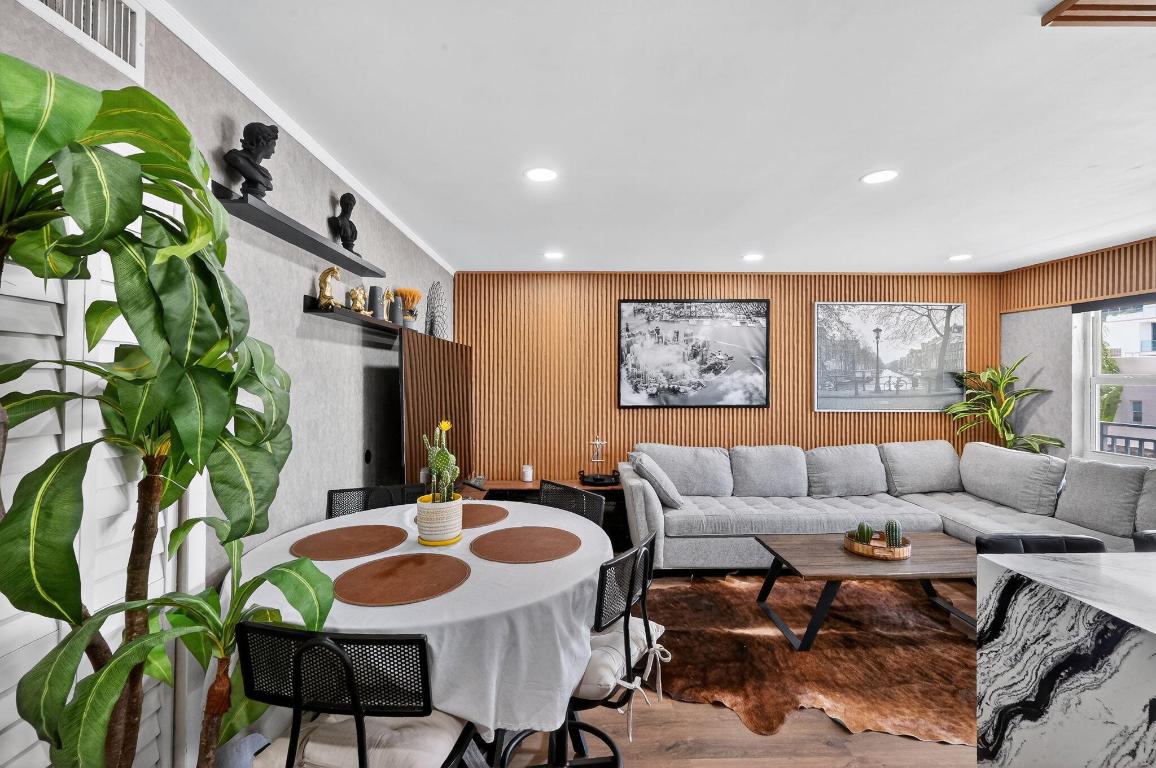 363 WASHINGTON AVE CONDO - Residential