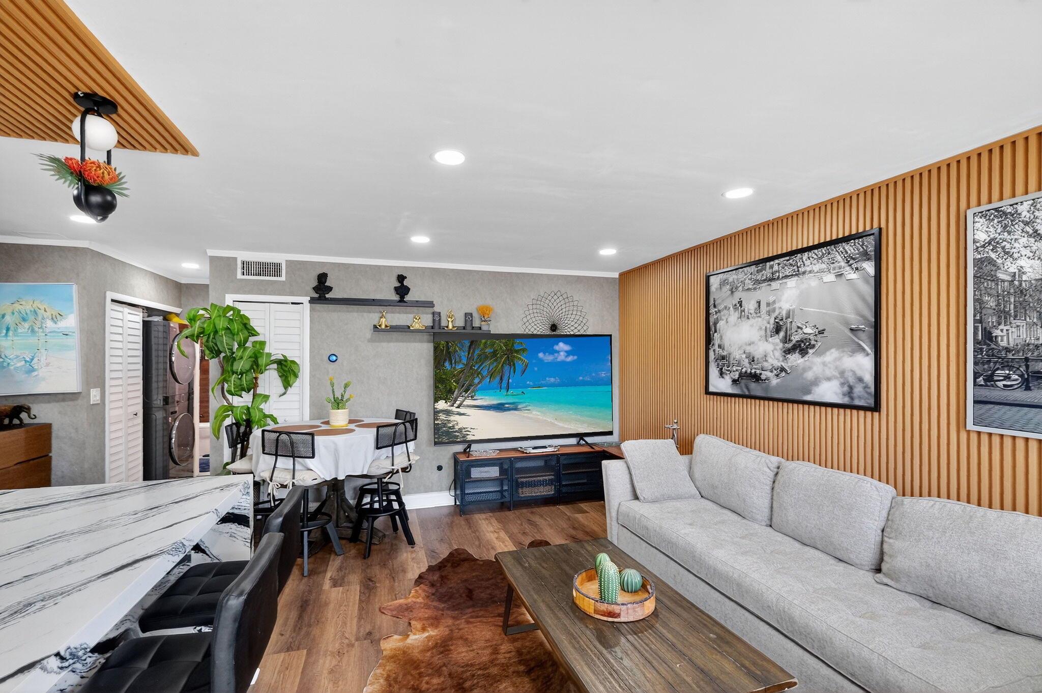 363 WASHINGTON AVE CONDO - Residential