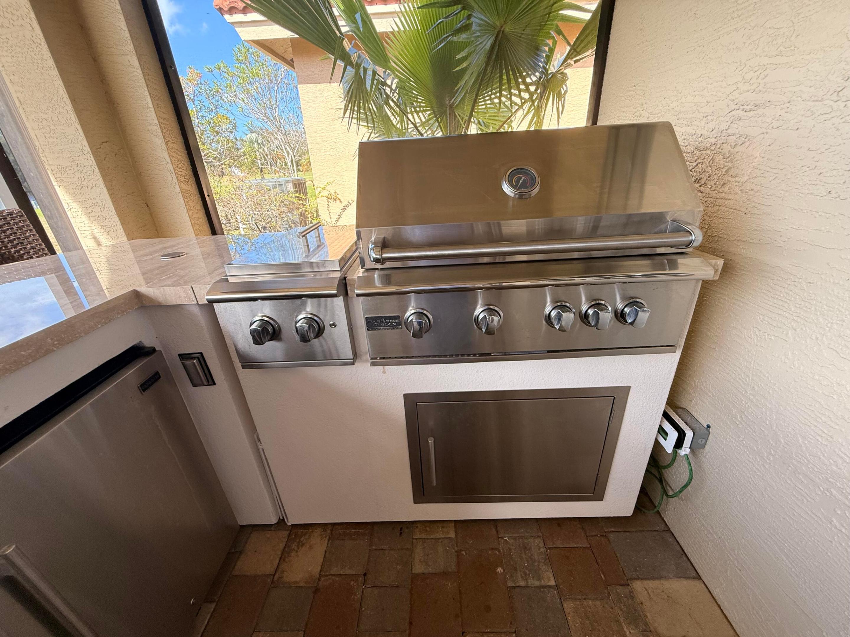 RIVER MARINA - Residential