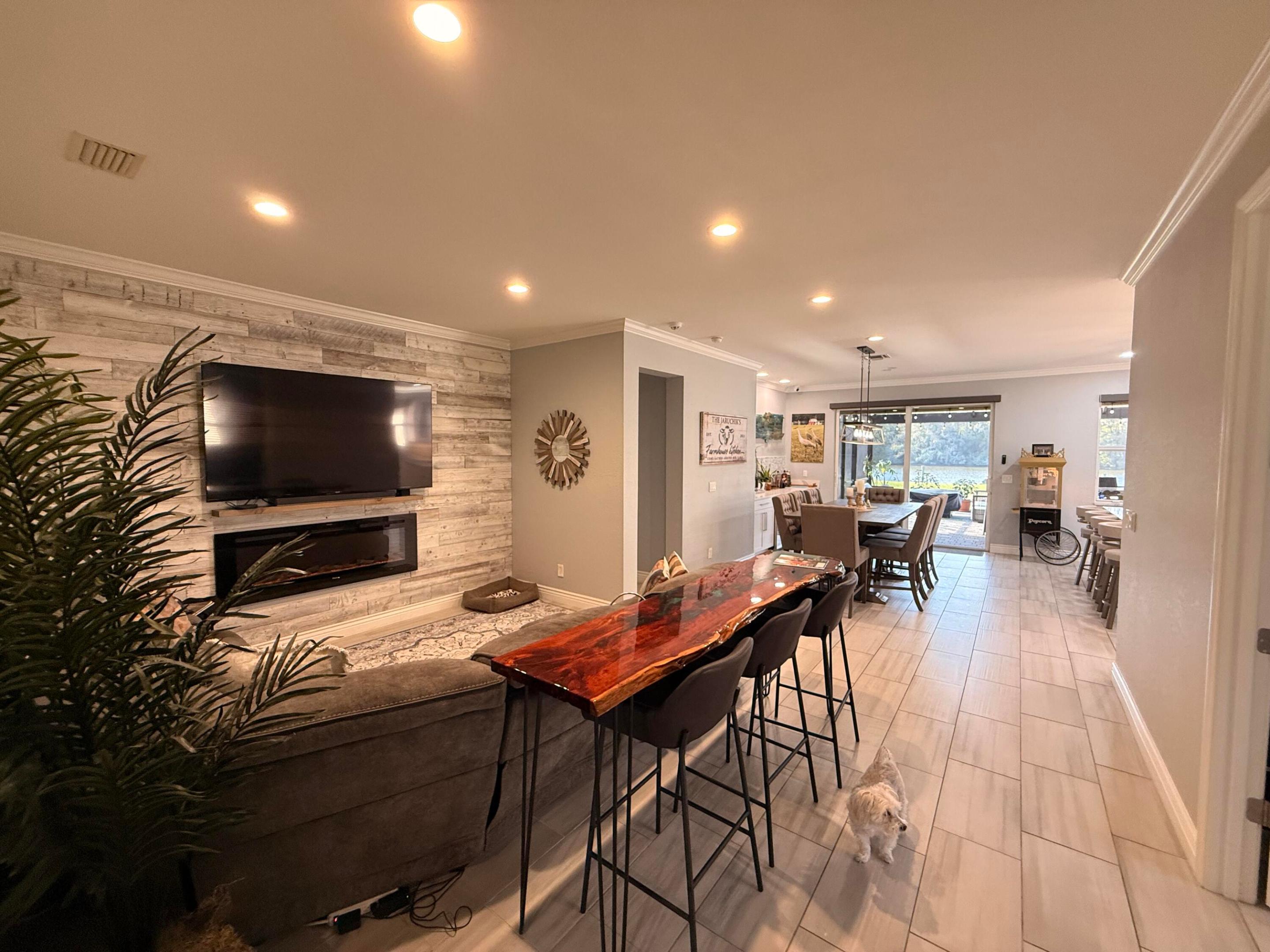 RIVER MARINA - Residential