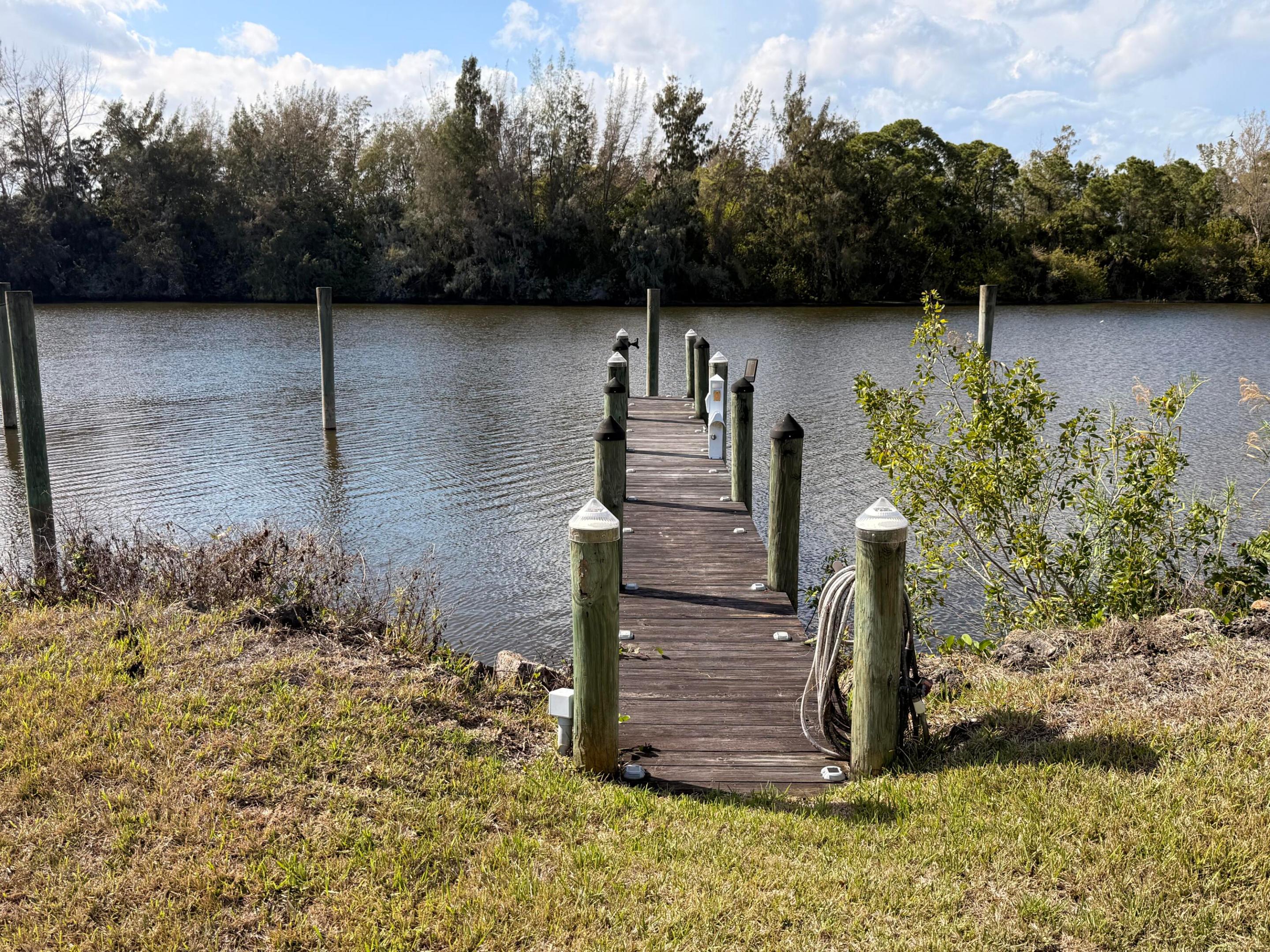 RIVER MARINA - Residential