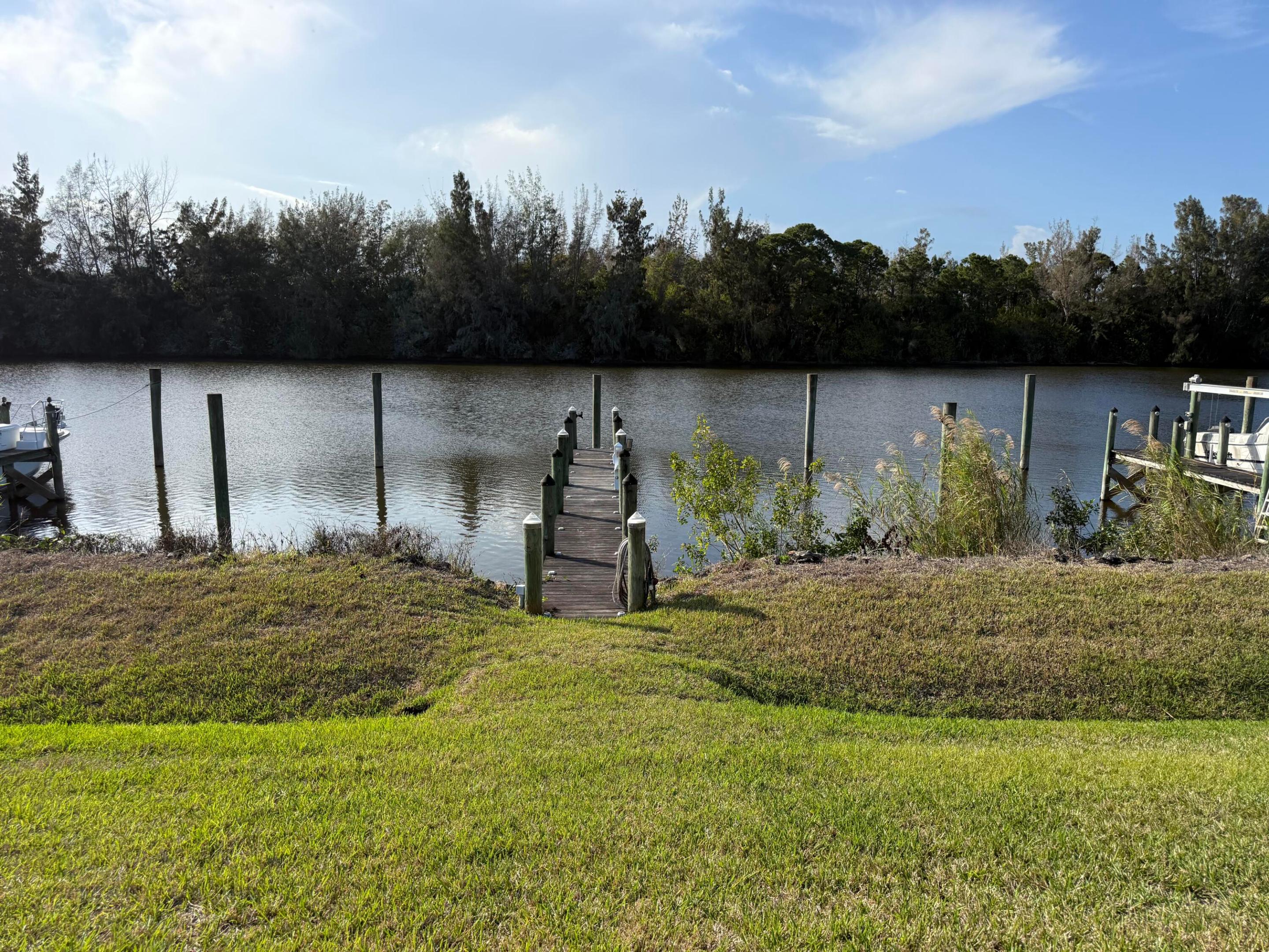 RIVER MARINA - Residential