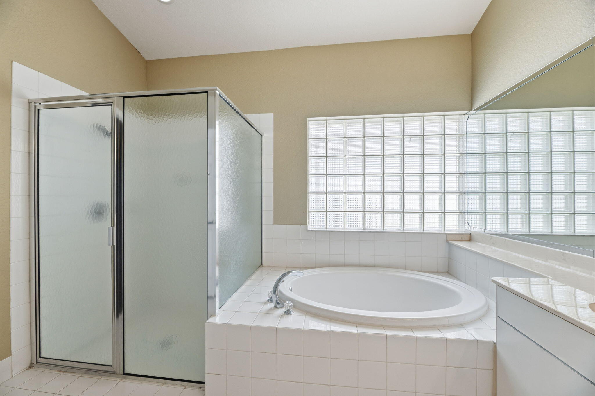 Holiday Spgs East 133-49 - Residential