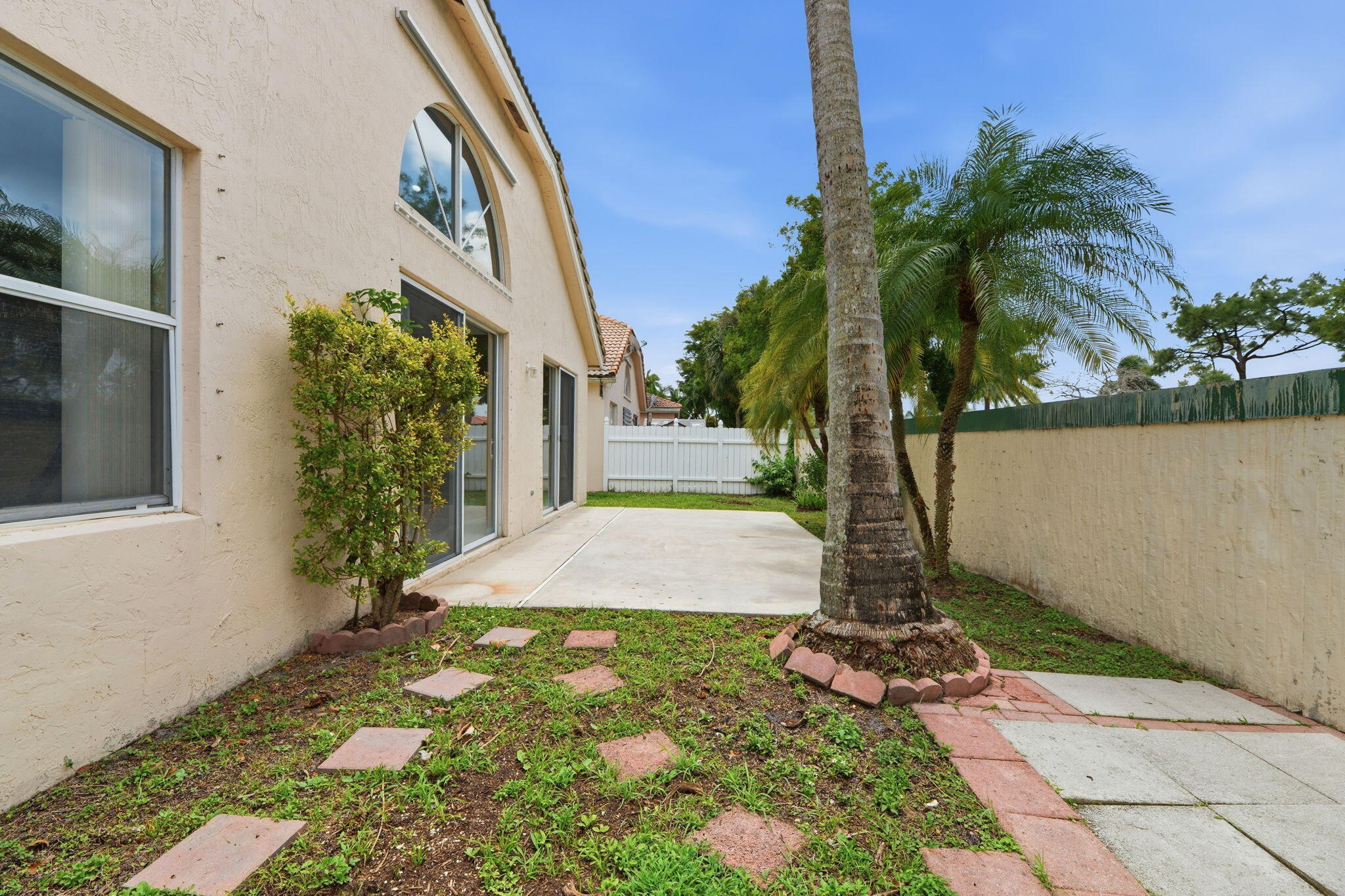 Holiday Spgs East 133-49 - Residential