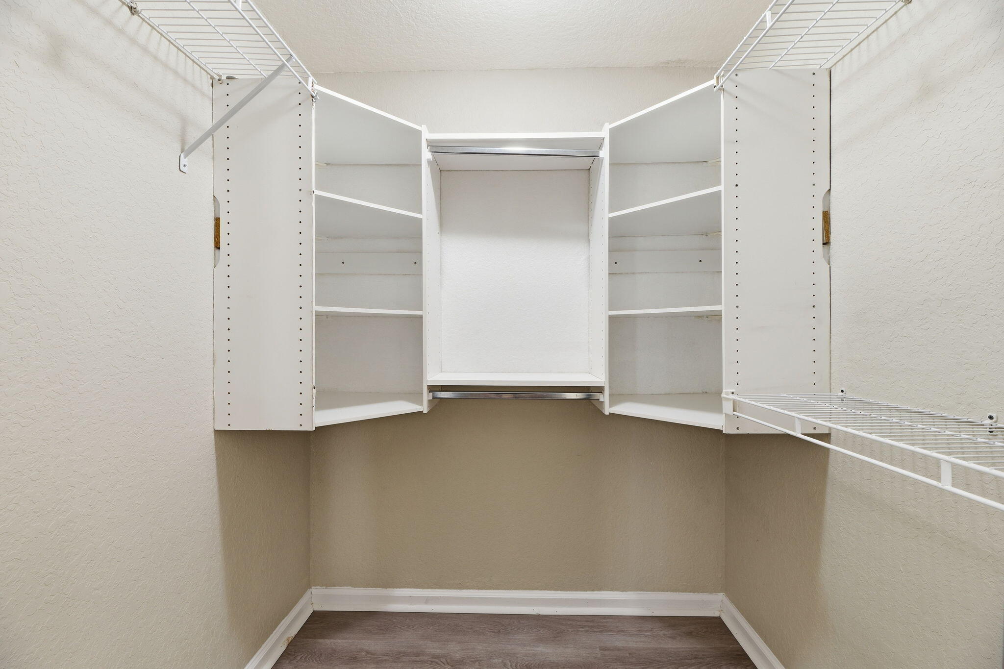 Holiday Spgs East 133-49 - Residential