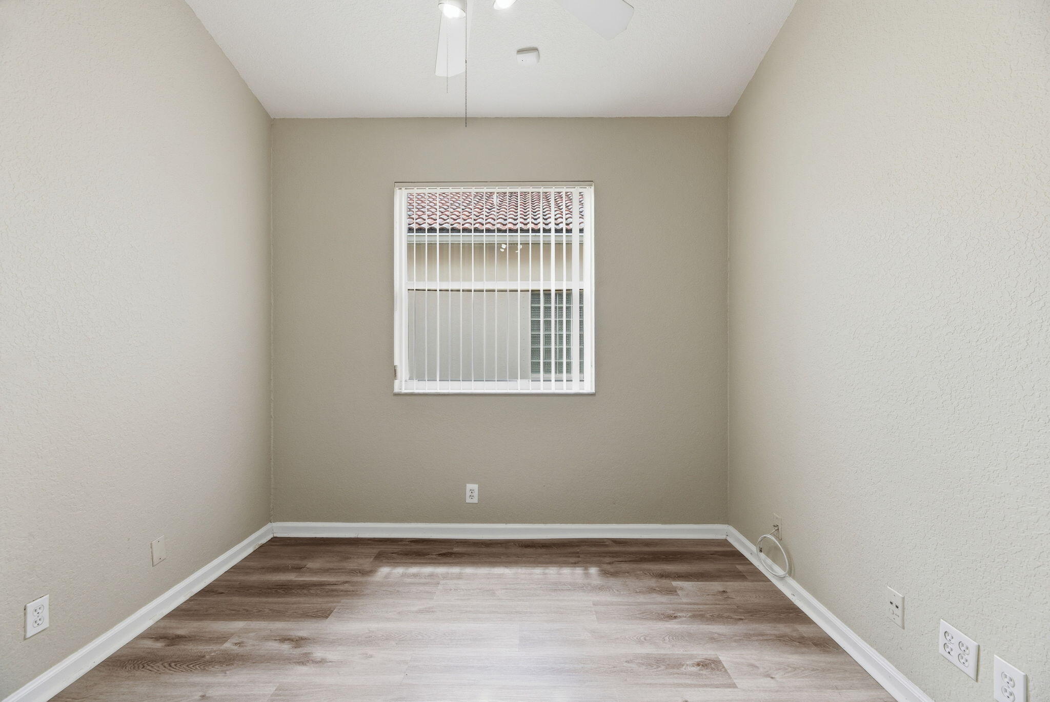 Holiday Spgs East 133-49 - Residential