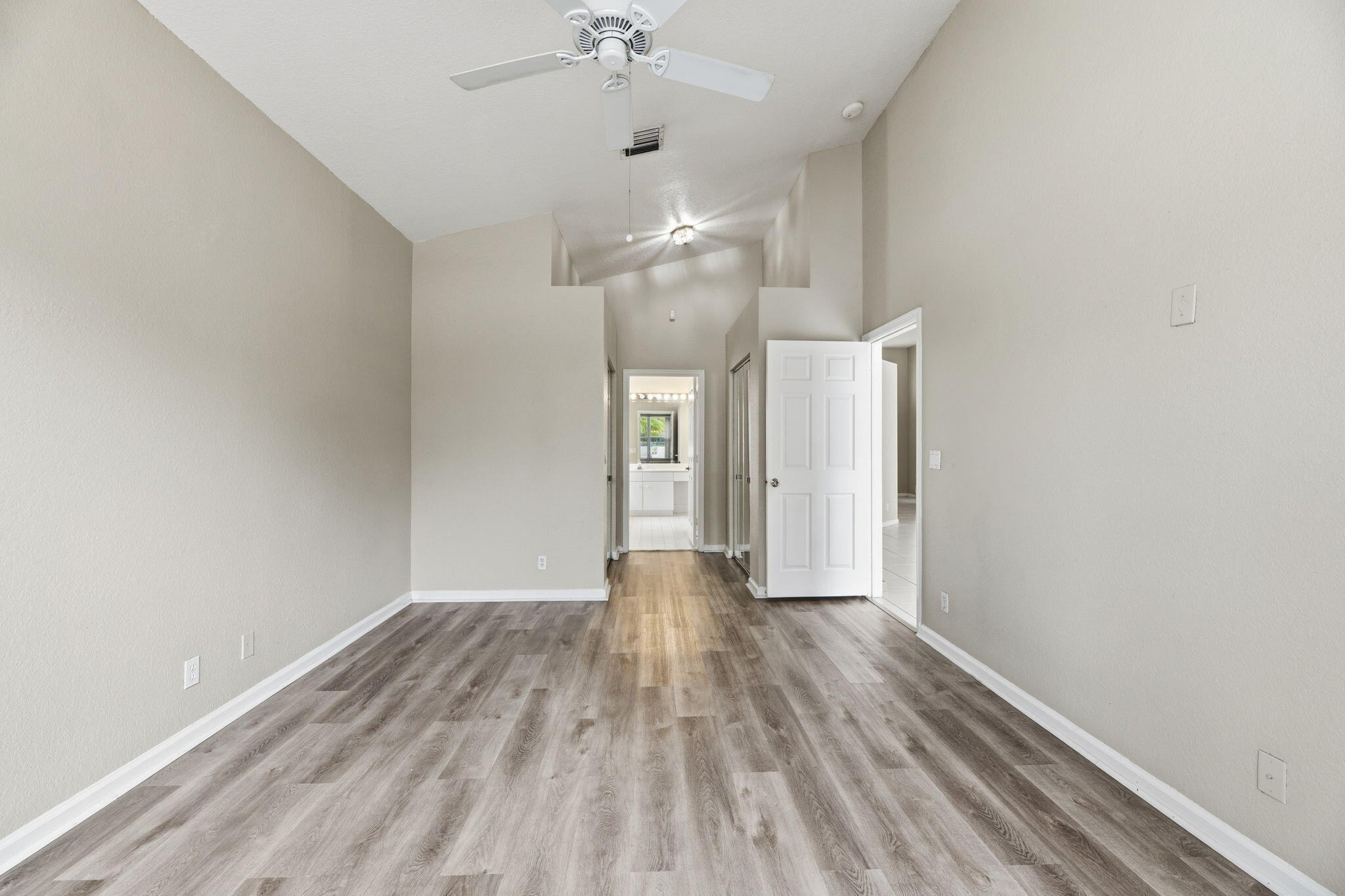 Holiday Spgs East 133-49 - Residential