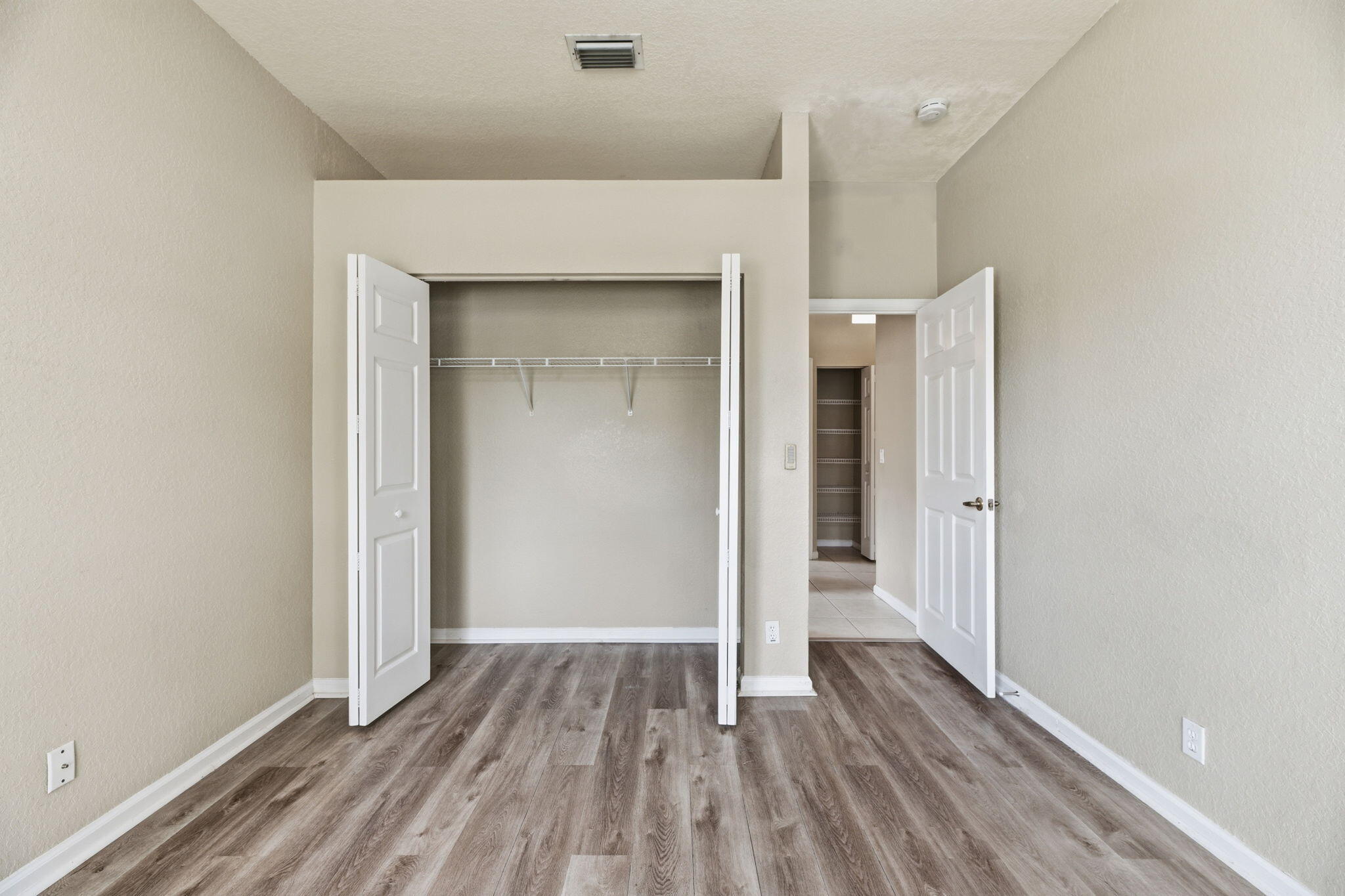 Holiday Spgs East 133-49 - Residential