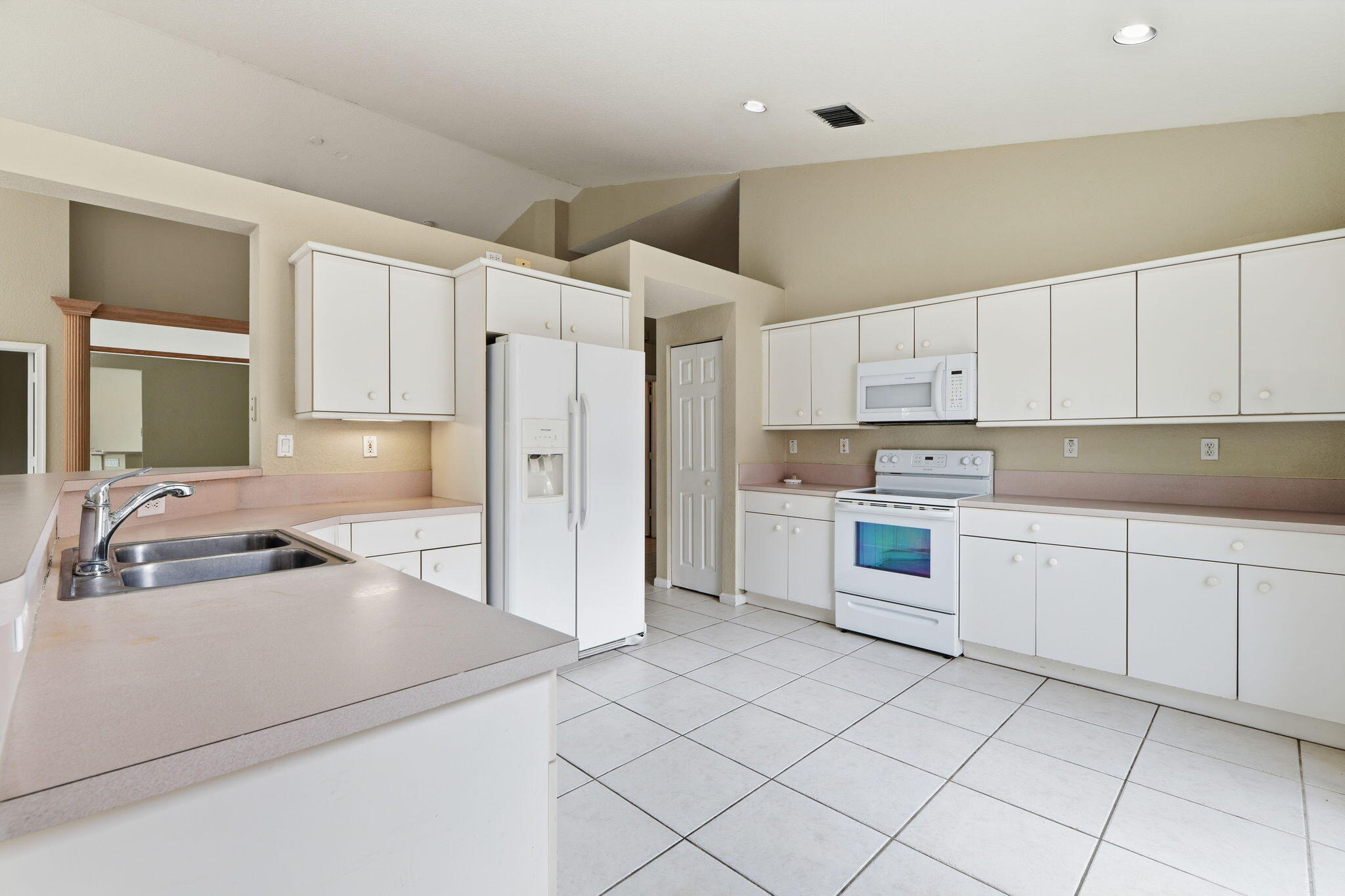 Holiday Spgs East 133-49 - Residential