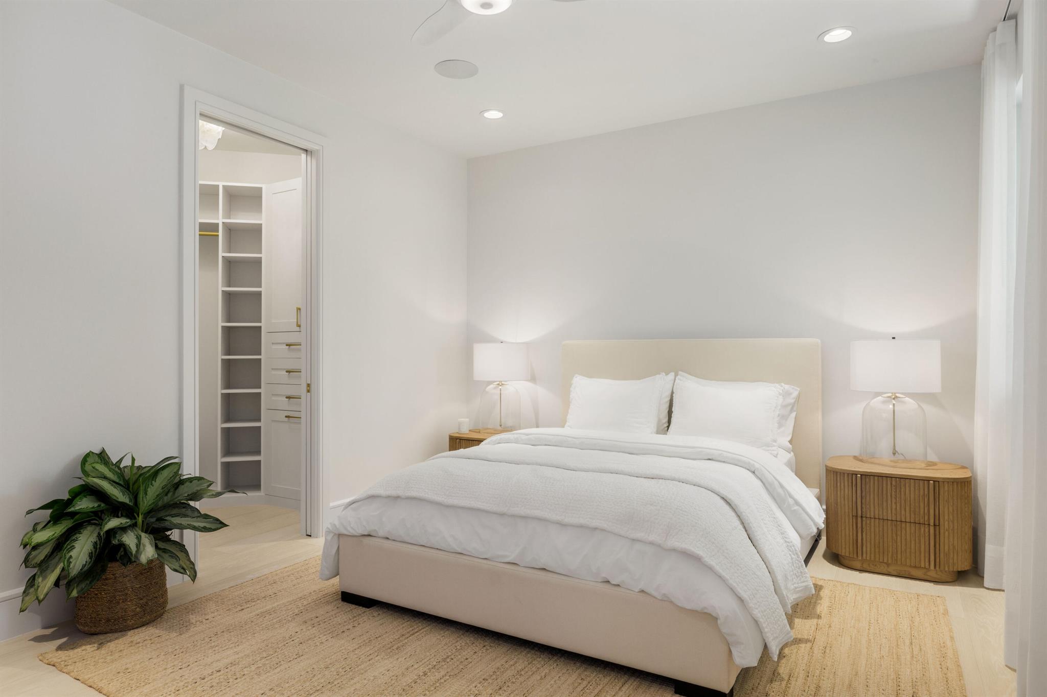 ST ANDREWS COUNTRY CLUB 3 - Residential