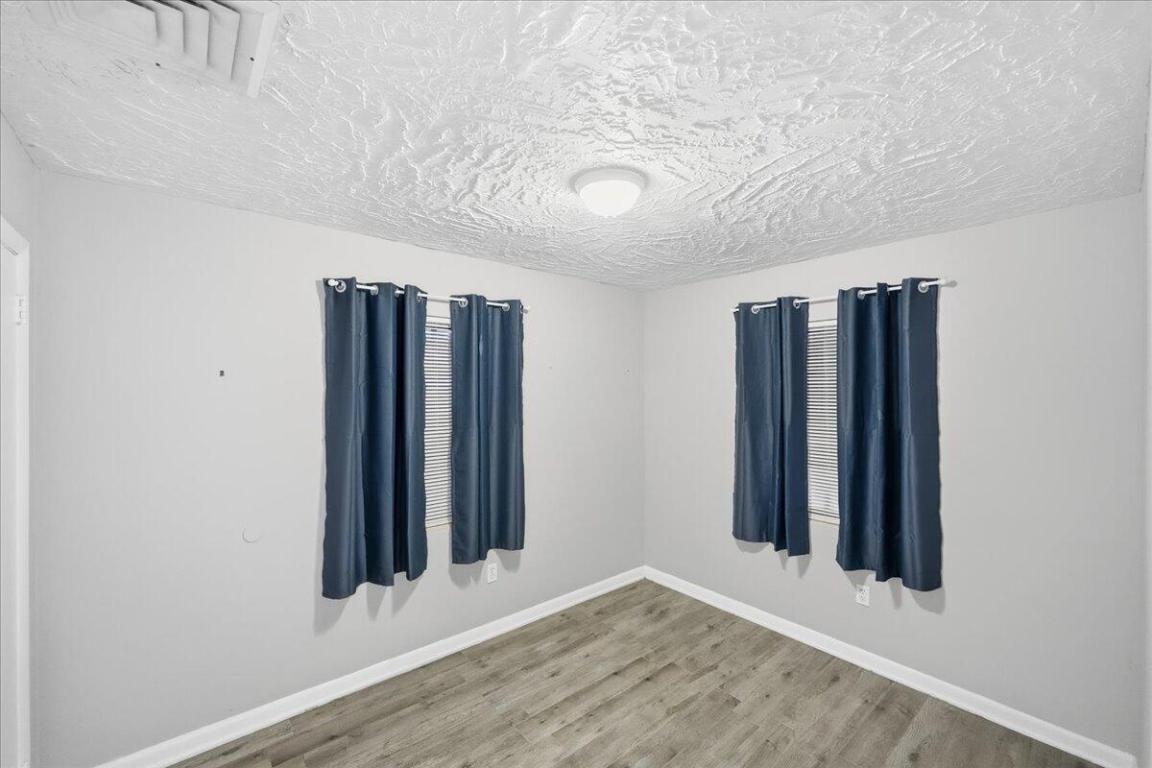 MARAVILLA PLAZA - Residential