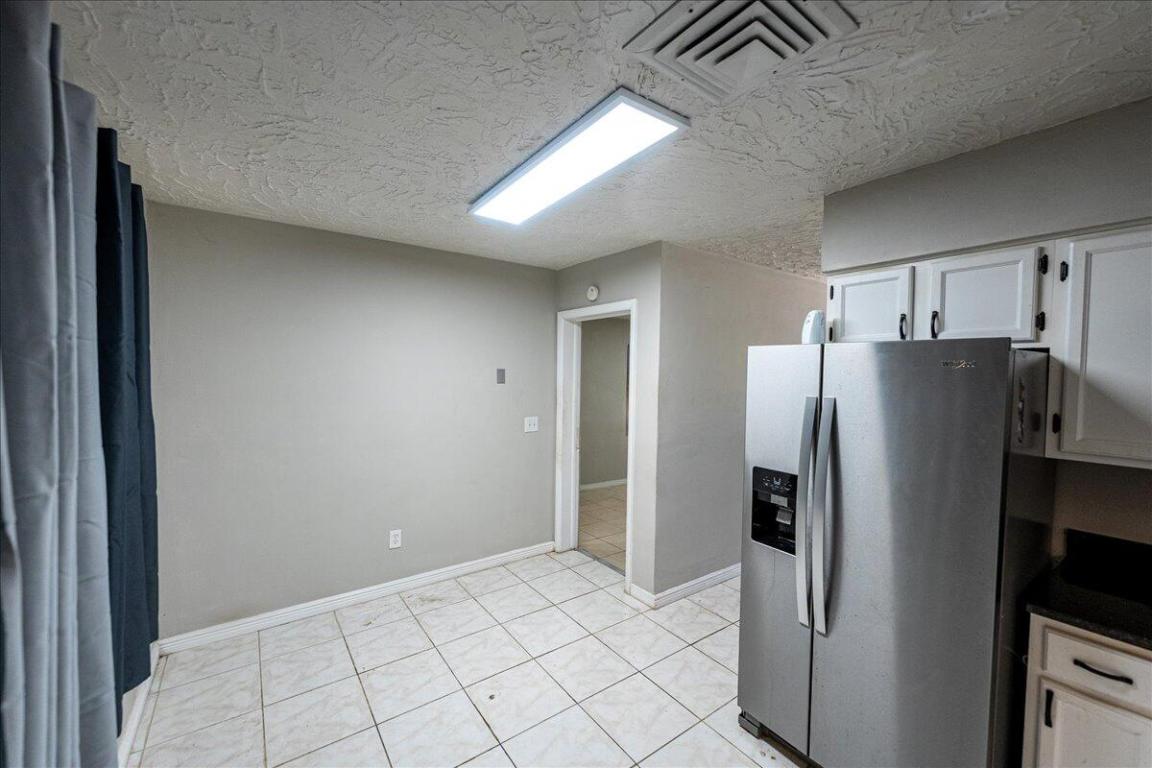 MARAVILLA PLAZA - Residential