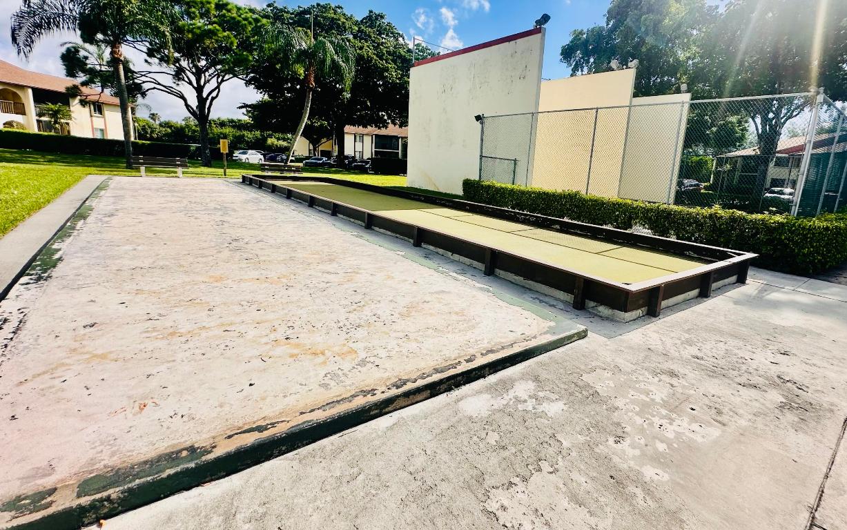 Pine Ridge of Haverhill - Residential