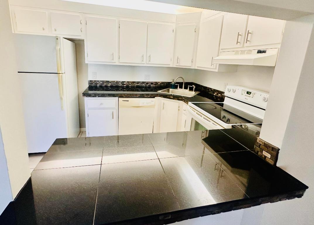 Pine Ridge of Haverhill - Residential