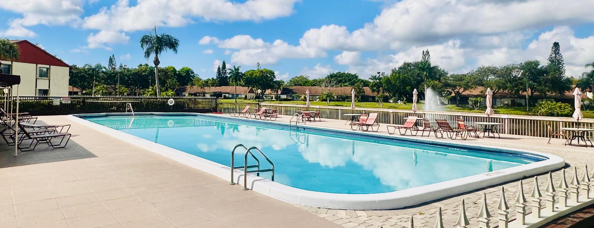 Pine Ridge of Haverhill - Residential