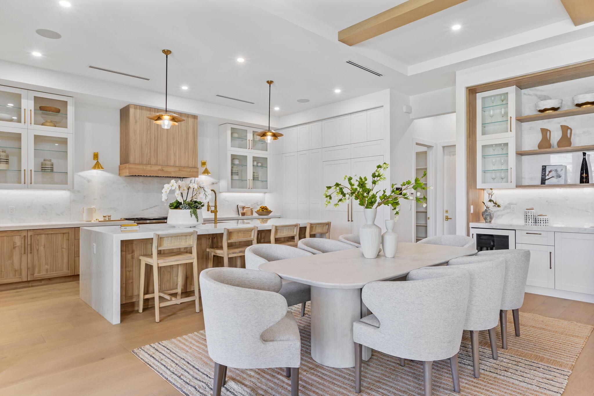 LAKEWOOD - Residential