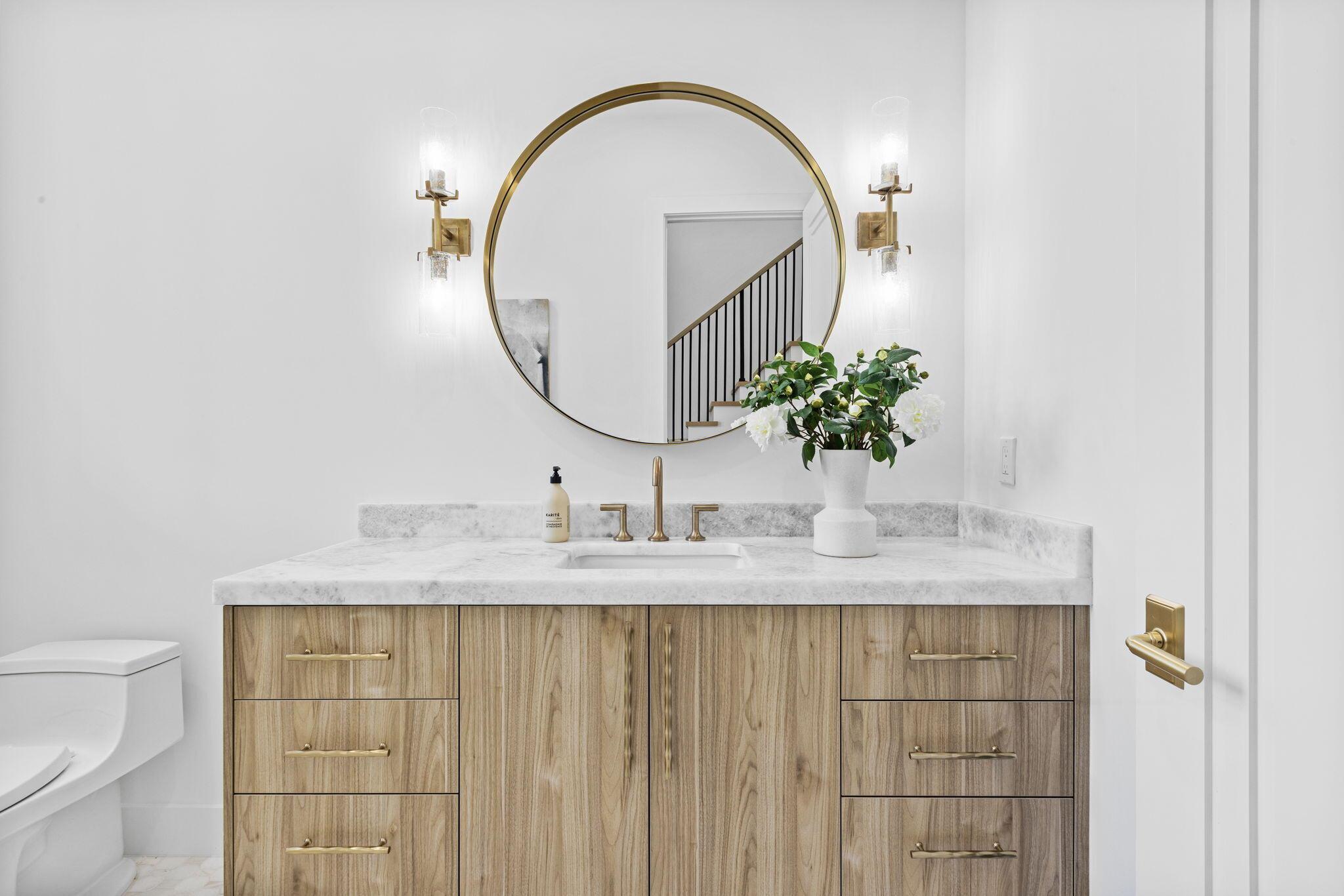 LAKEWOOD - Residential