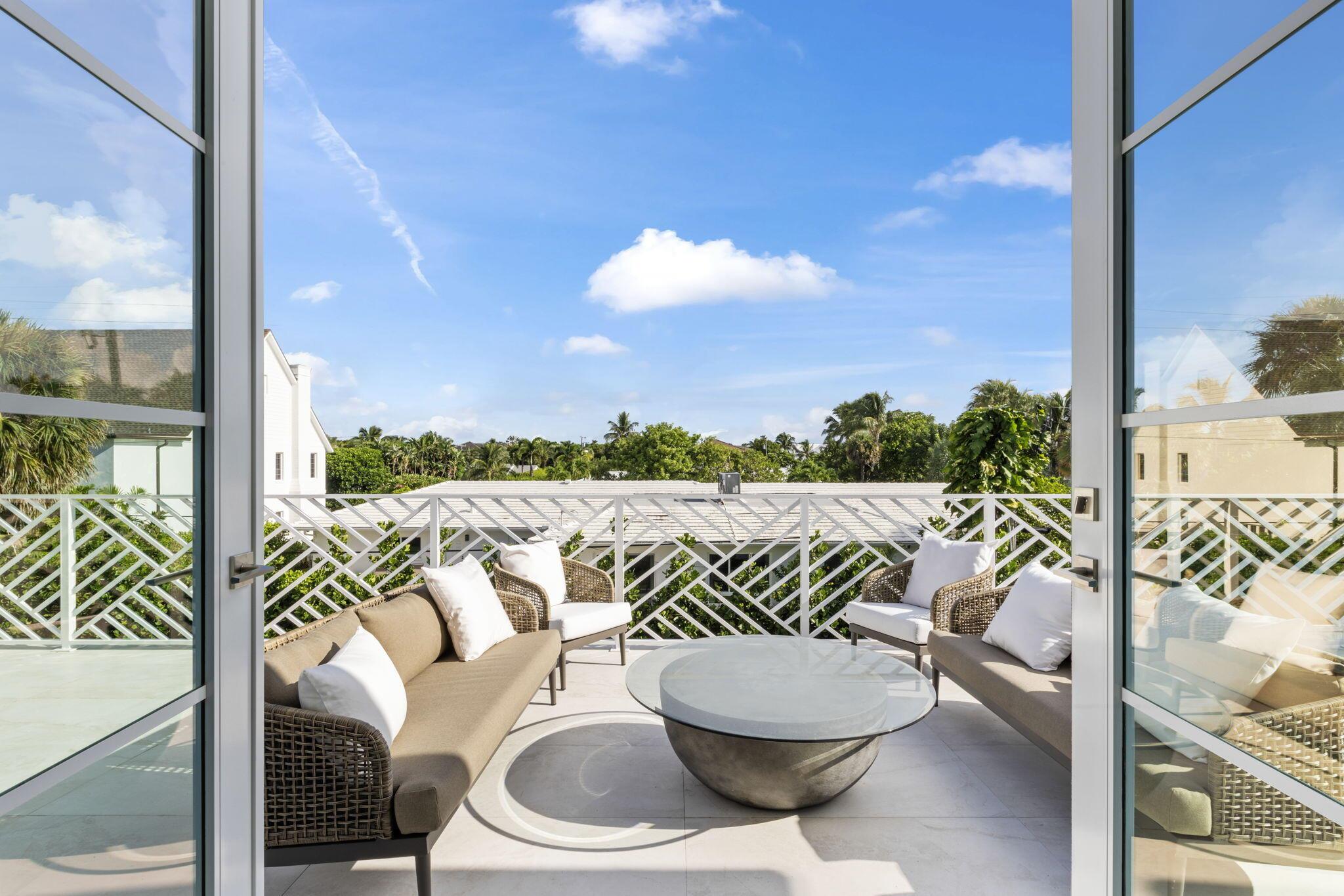 LAKEWOOD - Residential