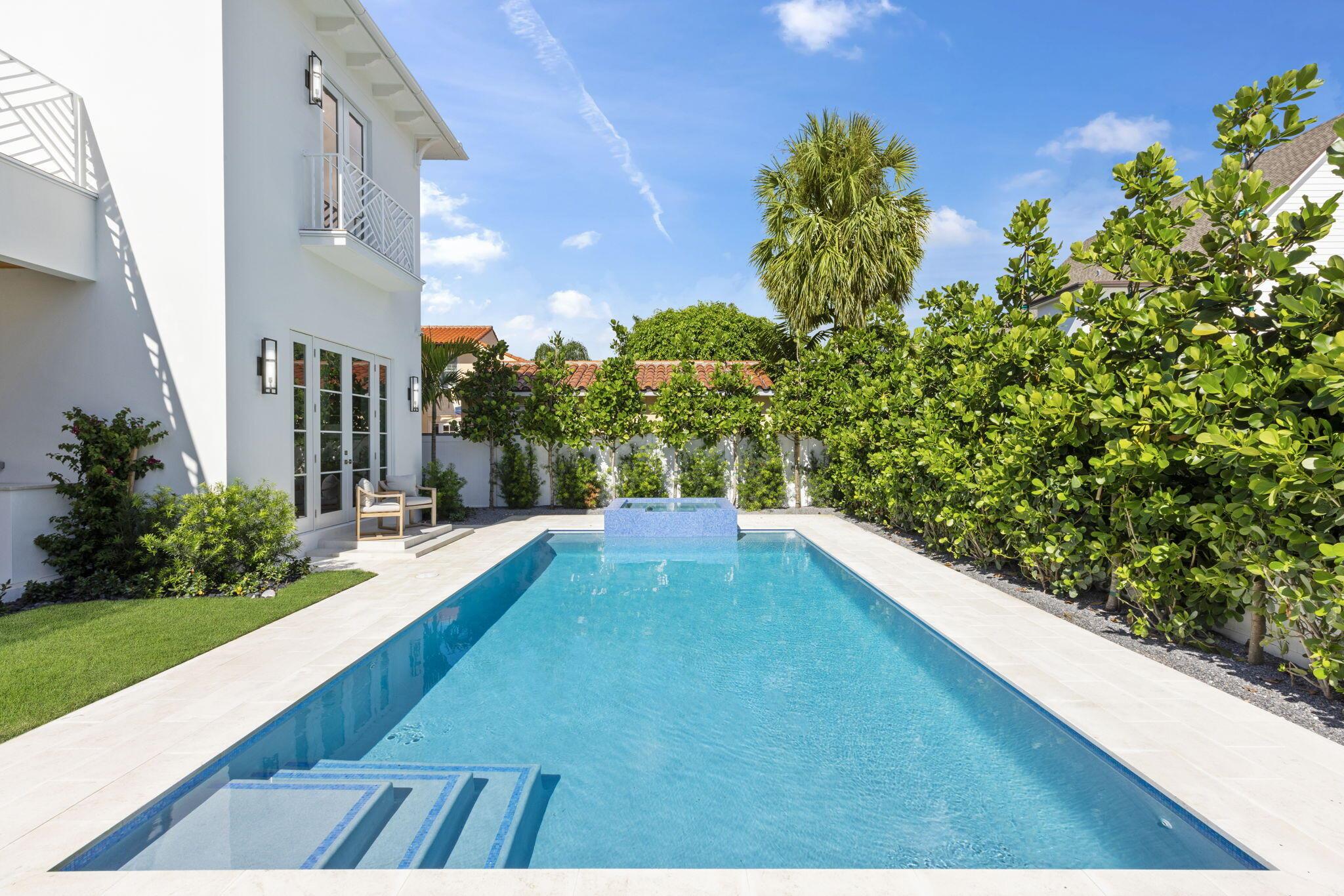 LAKEWOOD - Residential