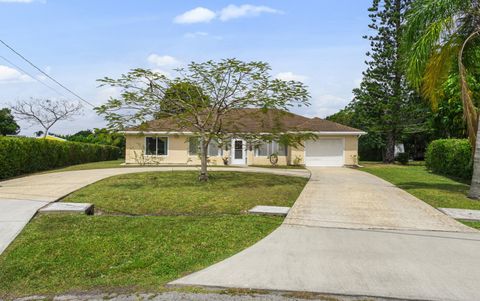 Single Family Residence in Port St Lucie FL 1691 Goucho Avenue Ave.jpg