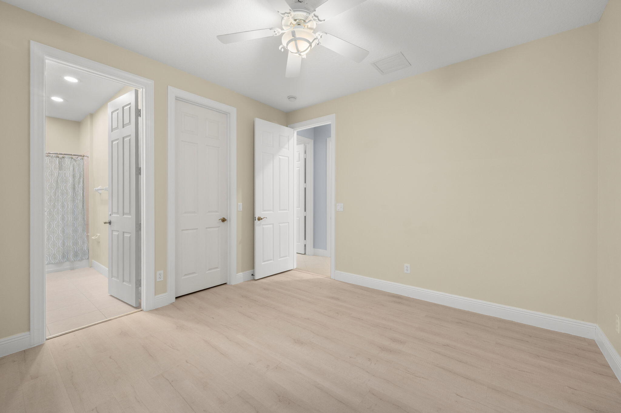 KINGSMILL LAKES AT PGA VILLAGE - Residential