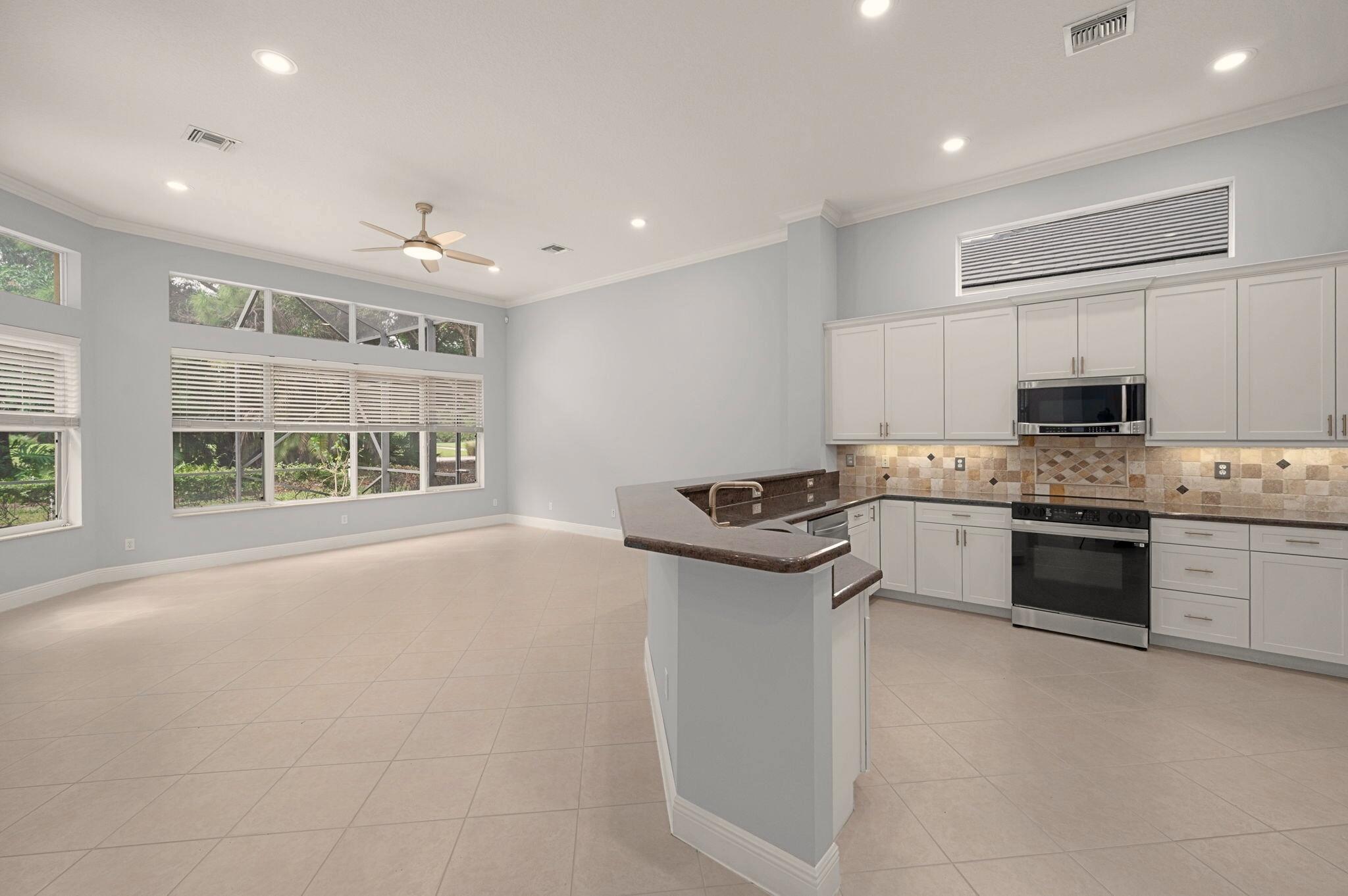 KINGSMILL LAKES AT PGA VILLAGE - Residential