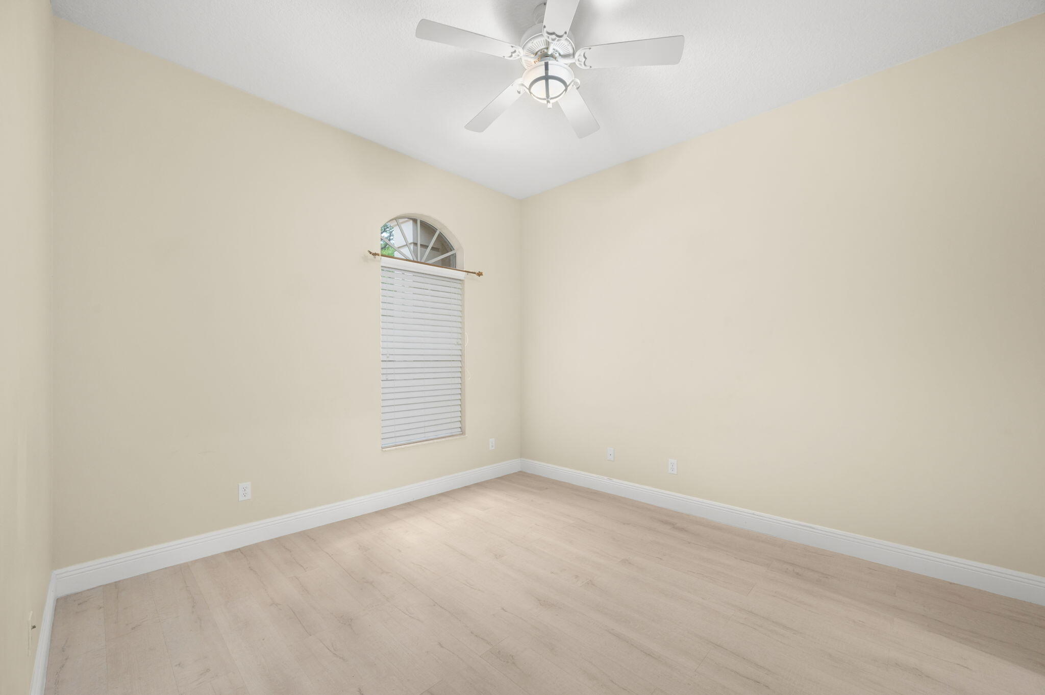 KINGSMILL LAKES AT PGA VILLAGE - Residential