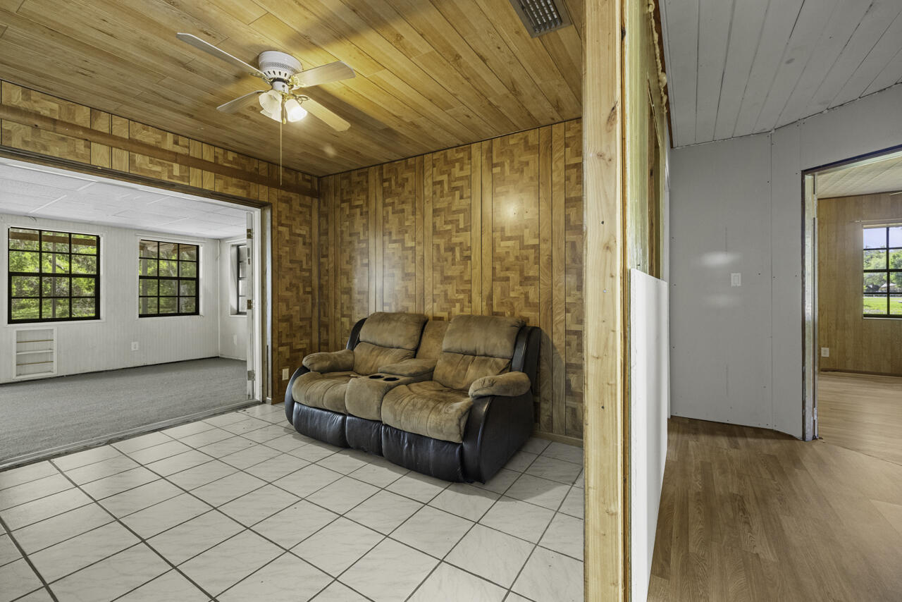 BET-HER ACRES - Residential