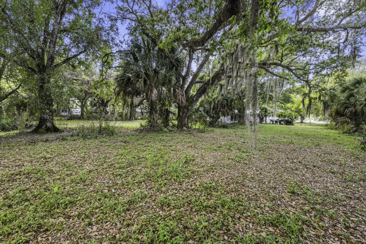 BET-HER ACRES - Residential